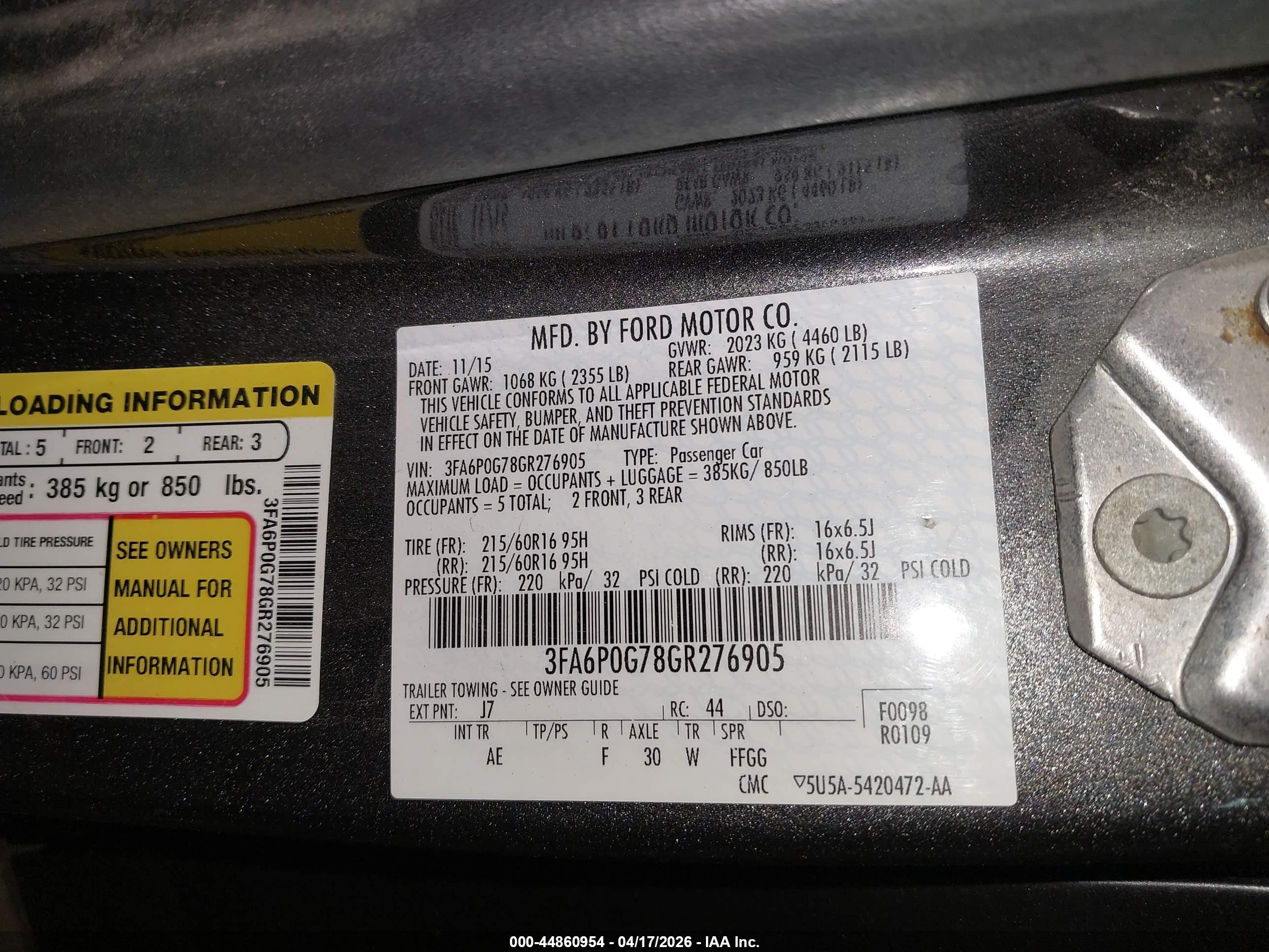 FORD FUSION image 9
