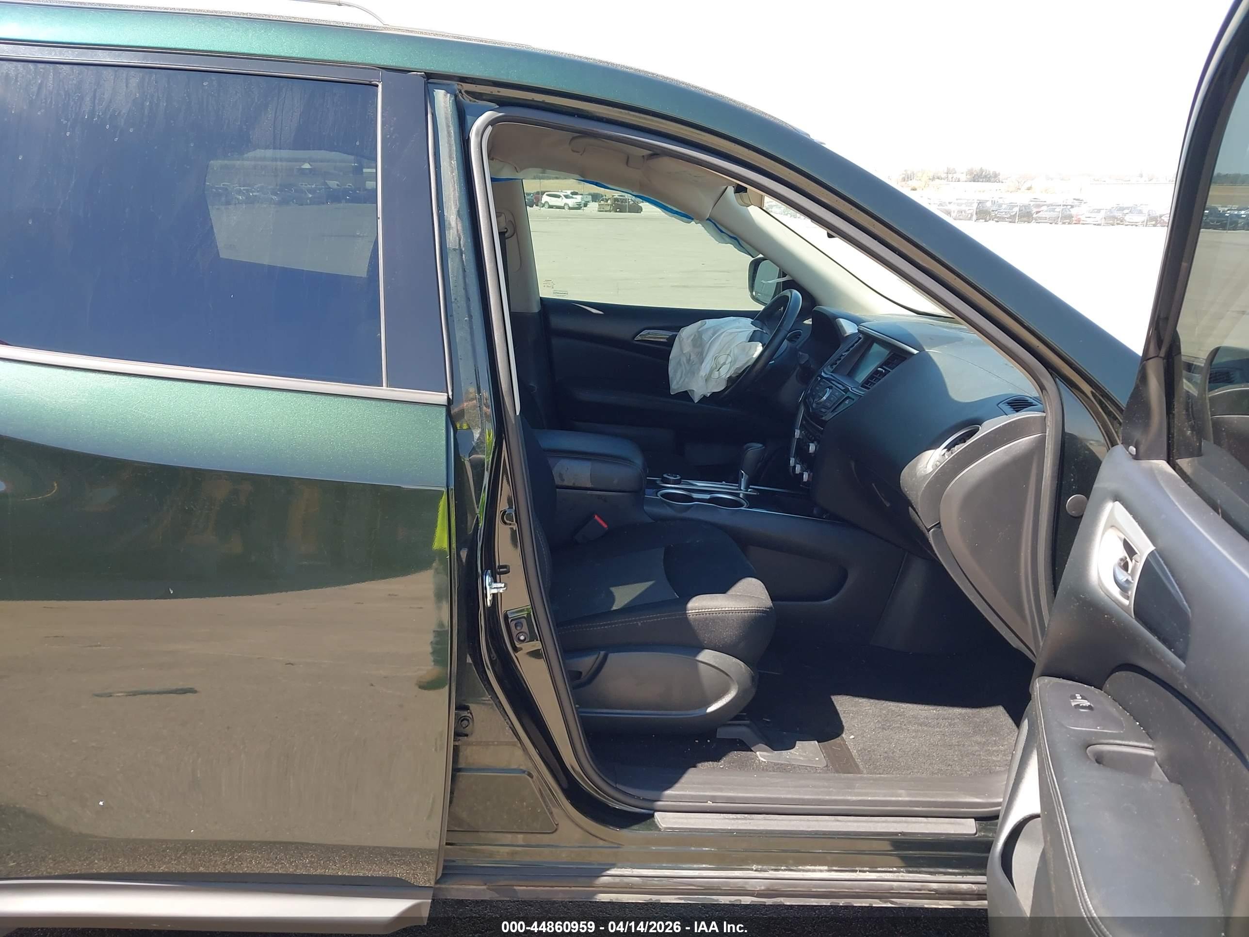 NISSAN PATHFINDER image 5