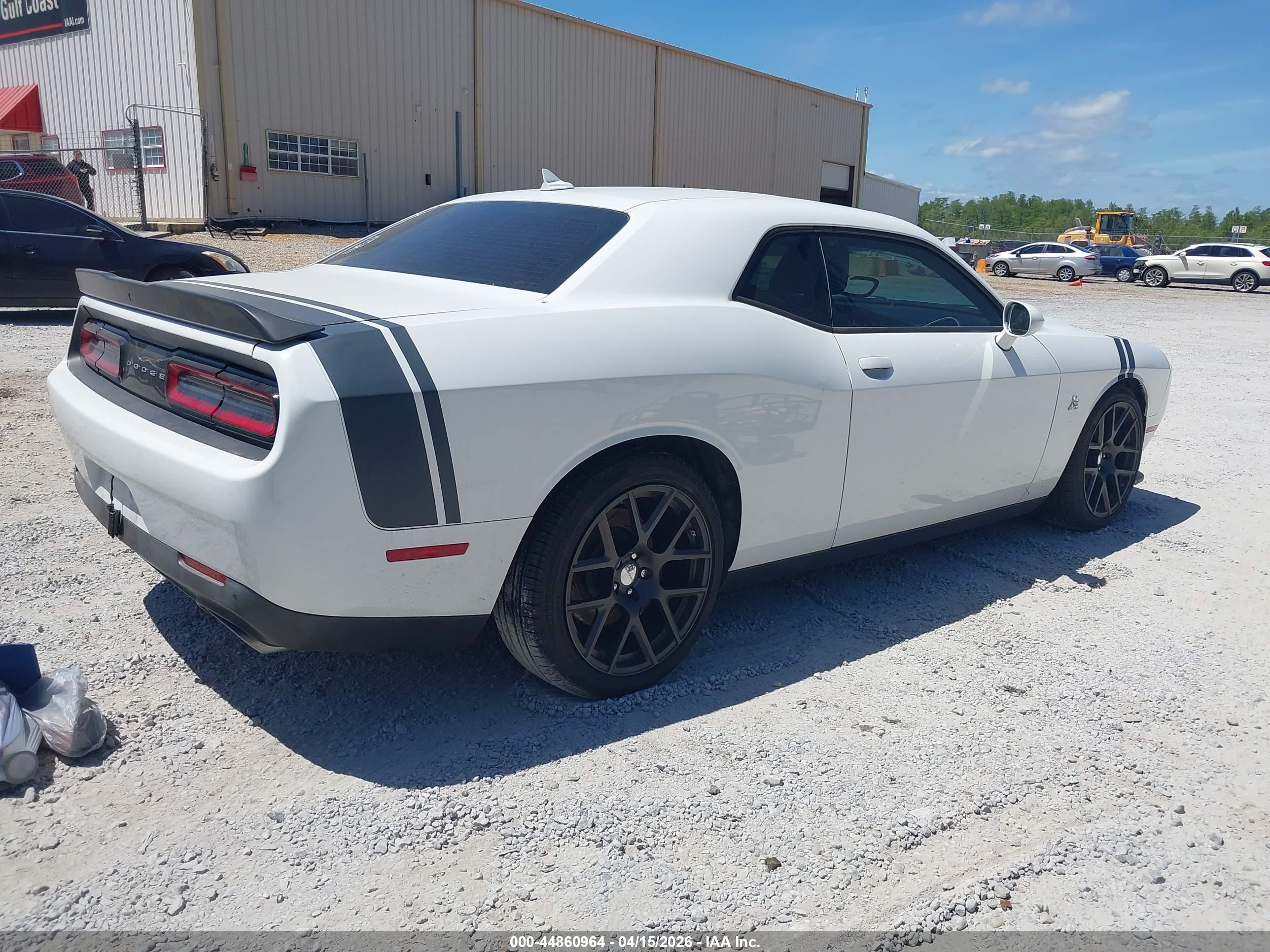 DODGE CHALLENGER image 4