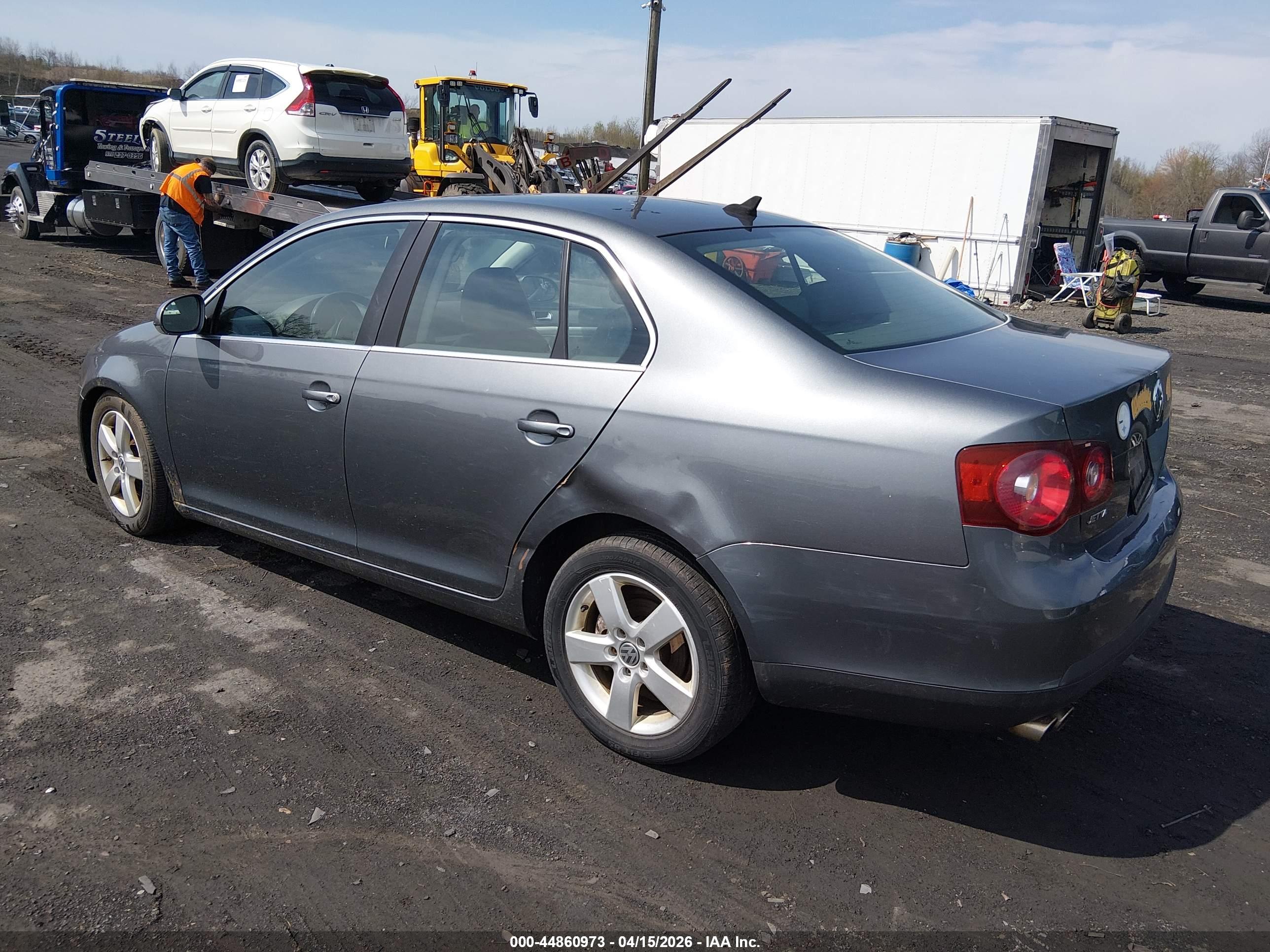 VOLKSWAGEN JETTA image 3