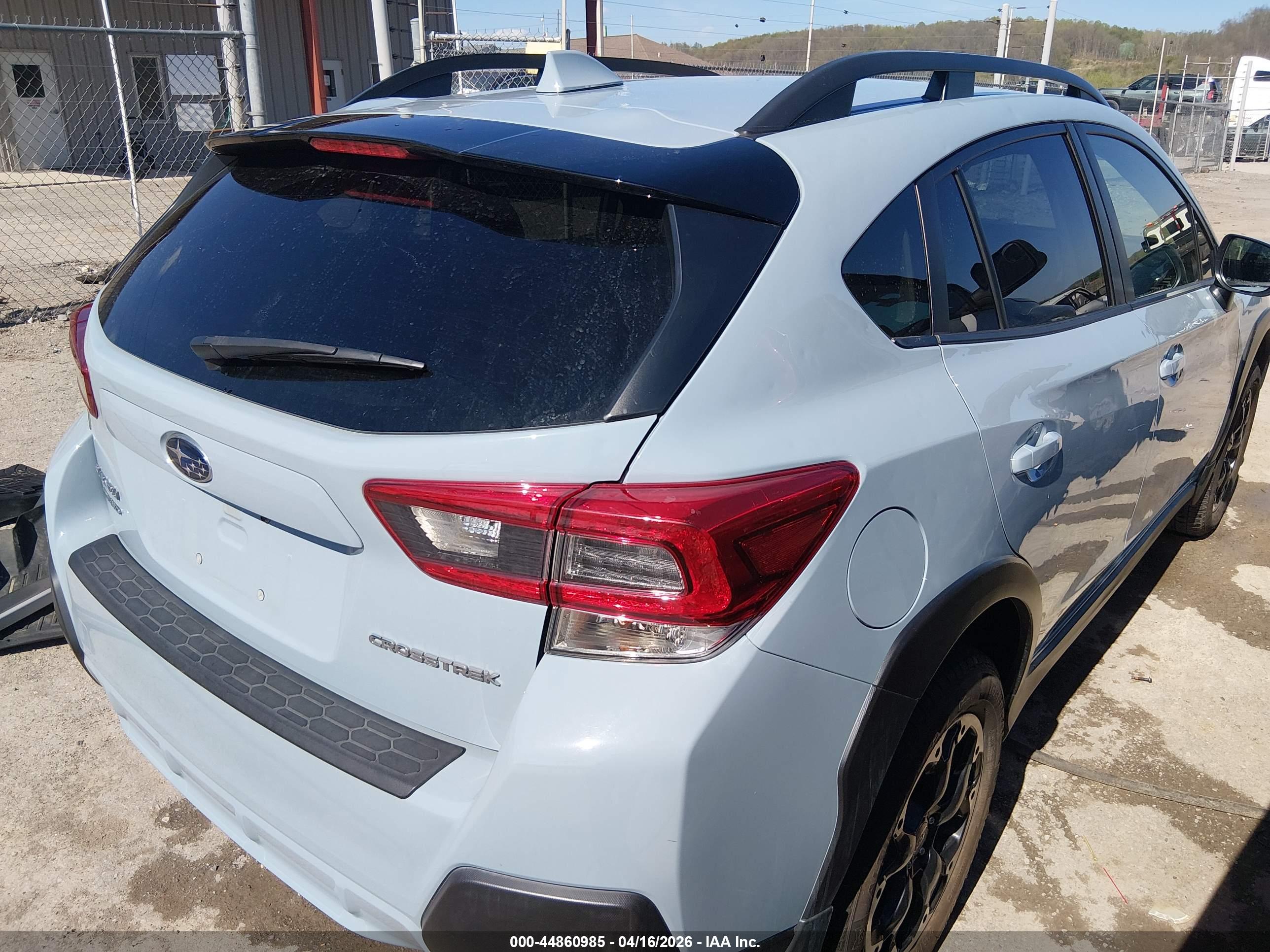 SUBARU CROSSTREK image 4