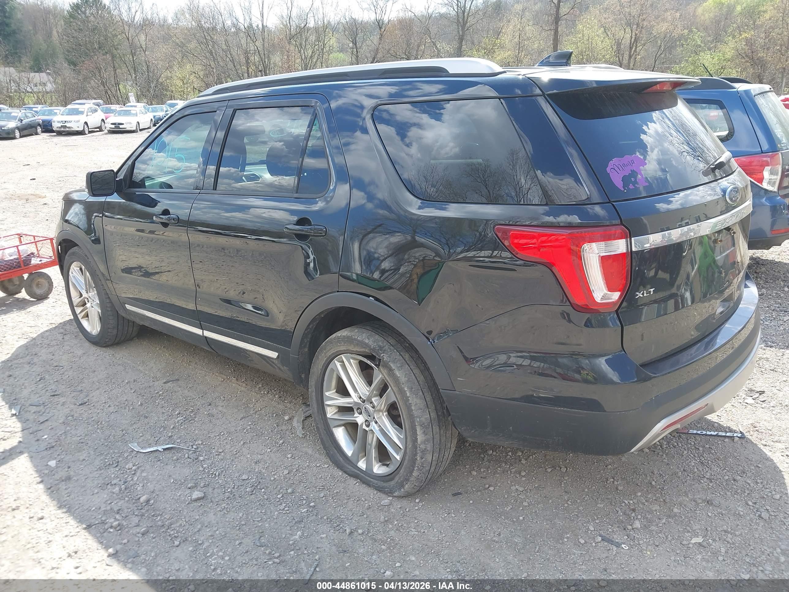 FORD EXPLORER image 3