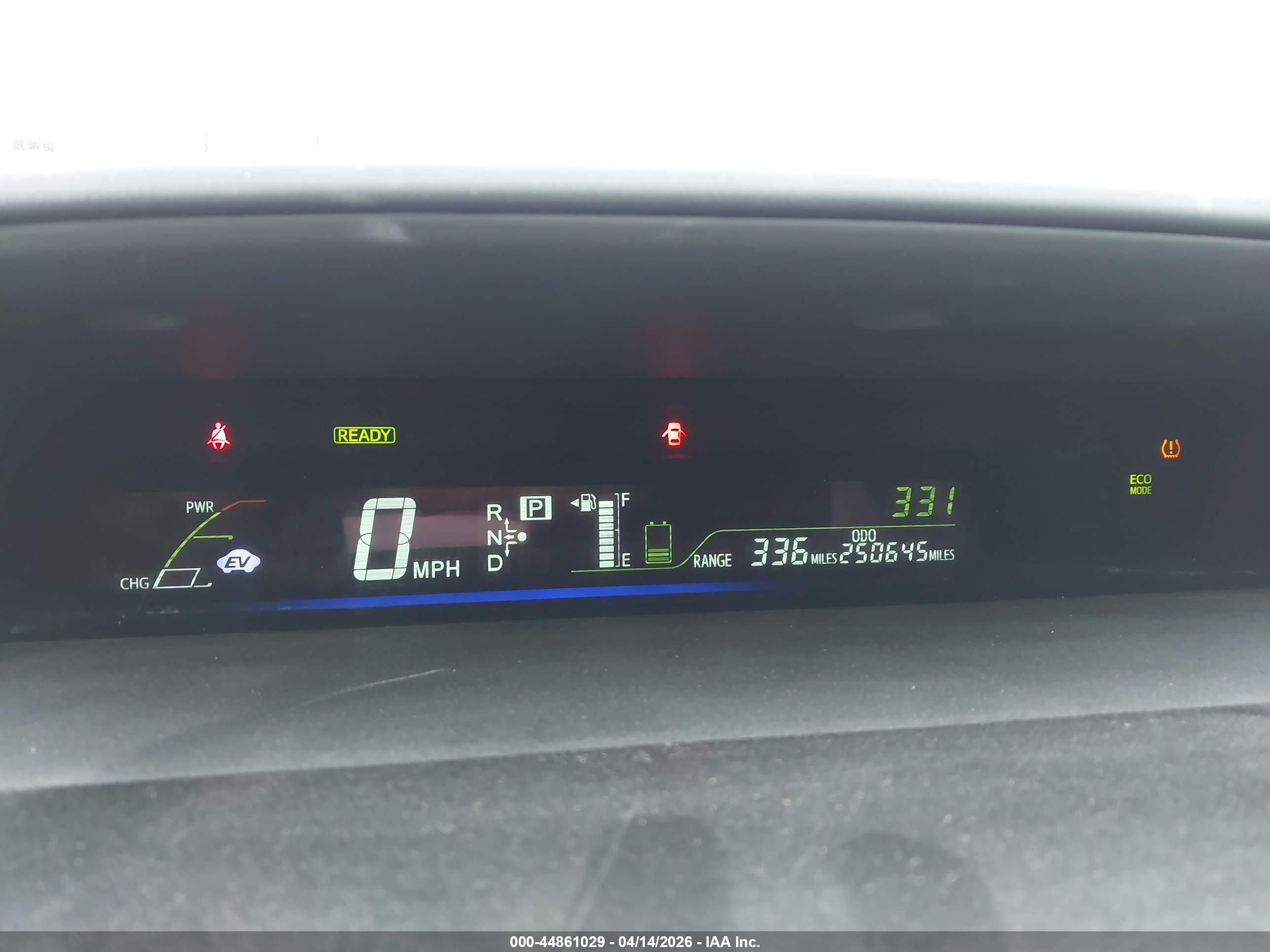 TOYOTA PRIUS image 7