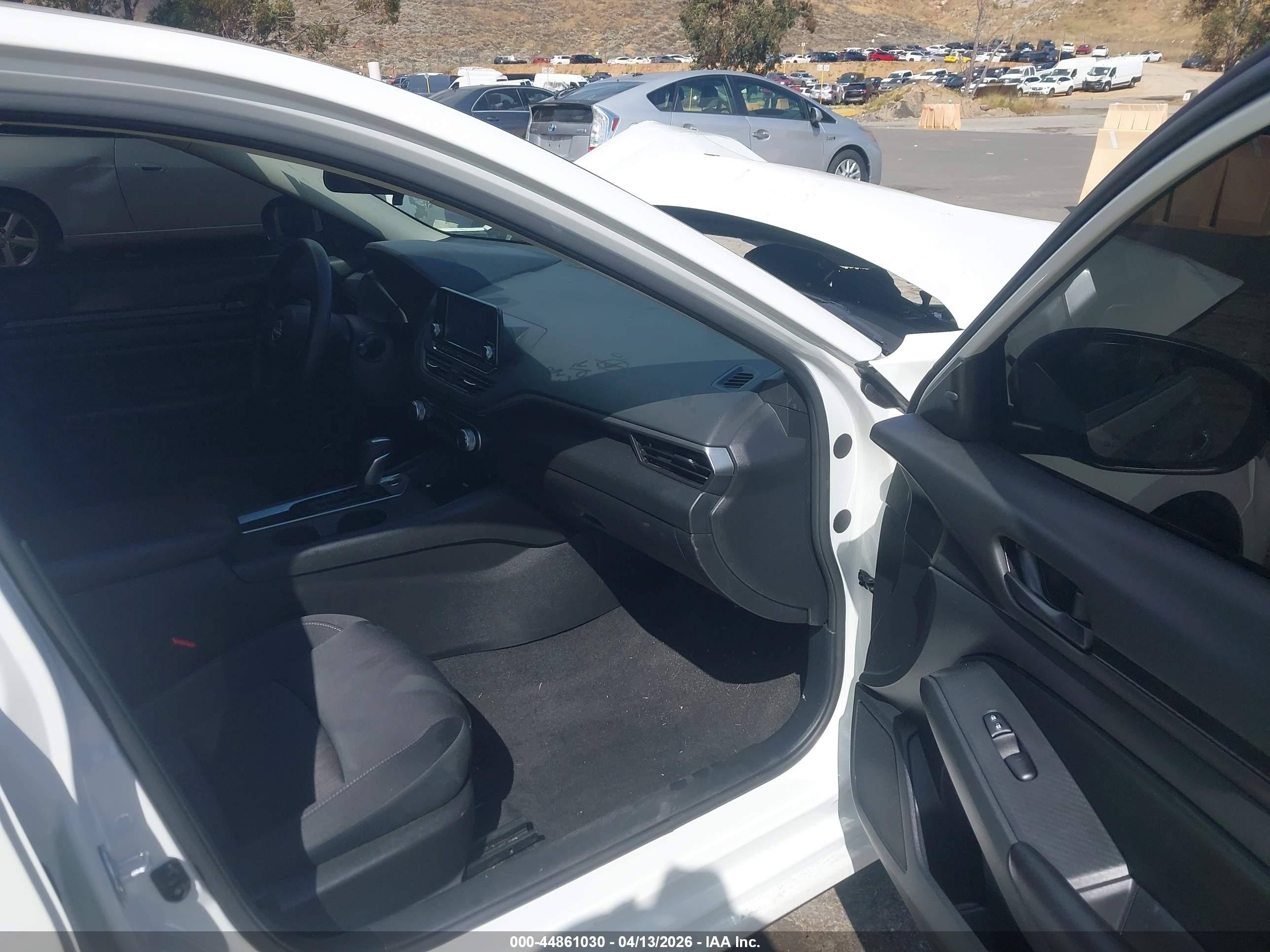 NISSAN ALTIMA image 5