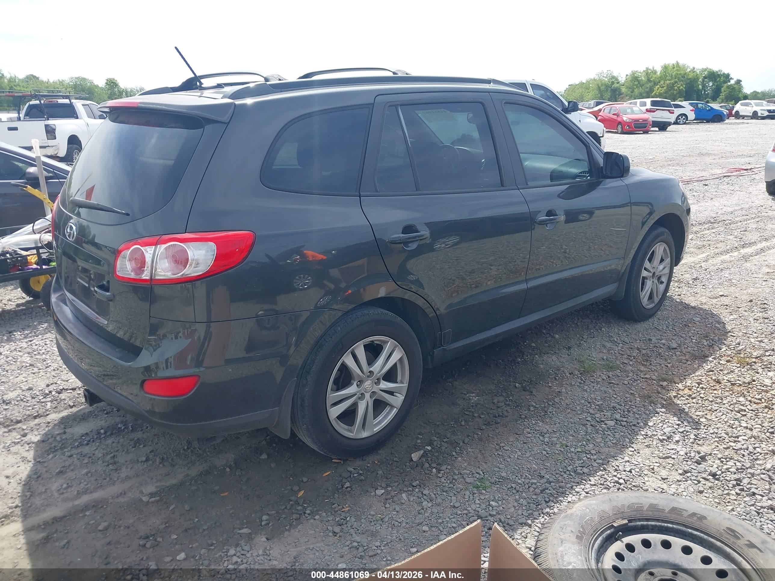 HYUNDAI SANTA image 4