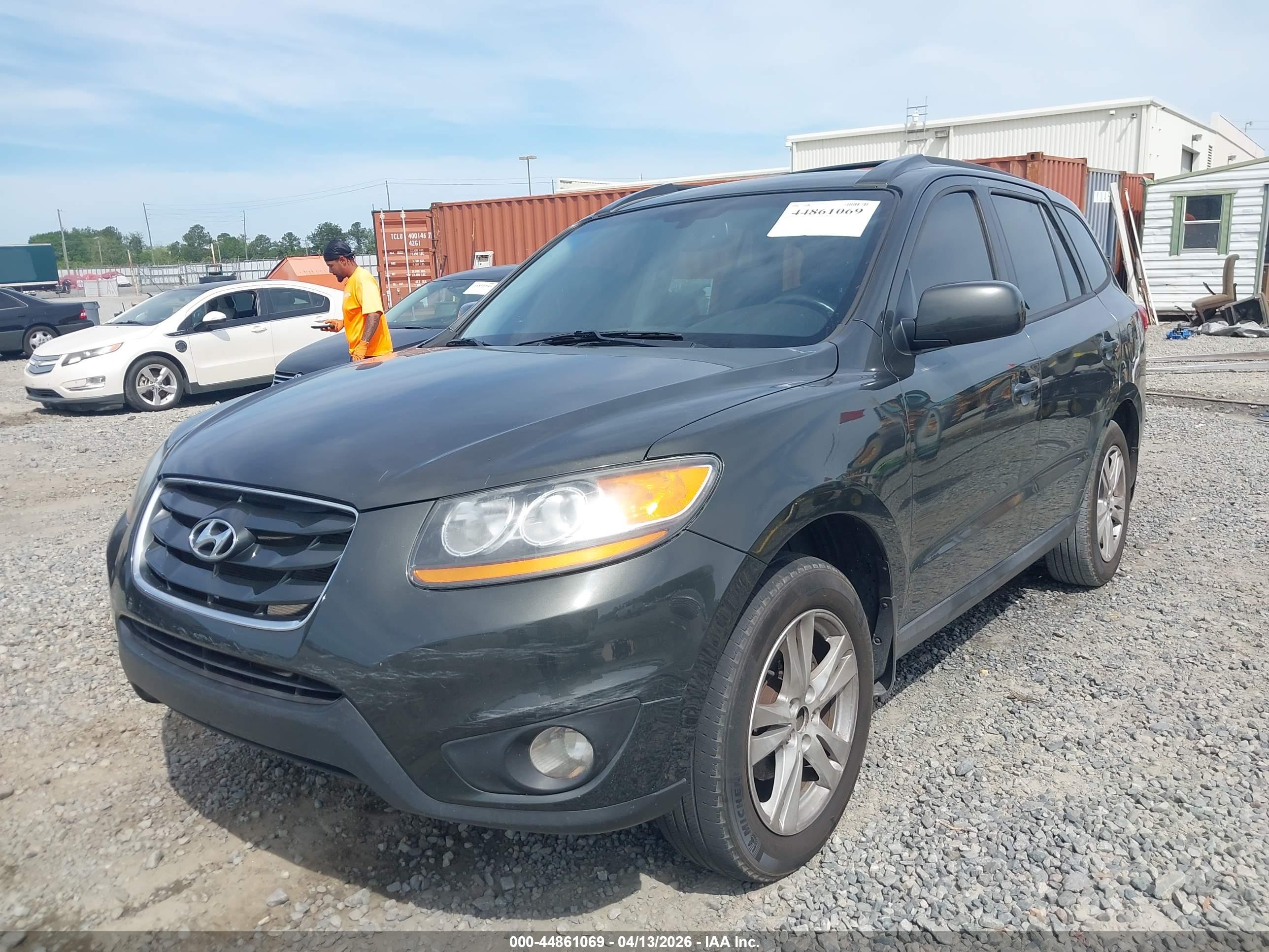 HYUNDAI SANTA image 6