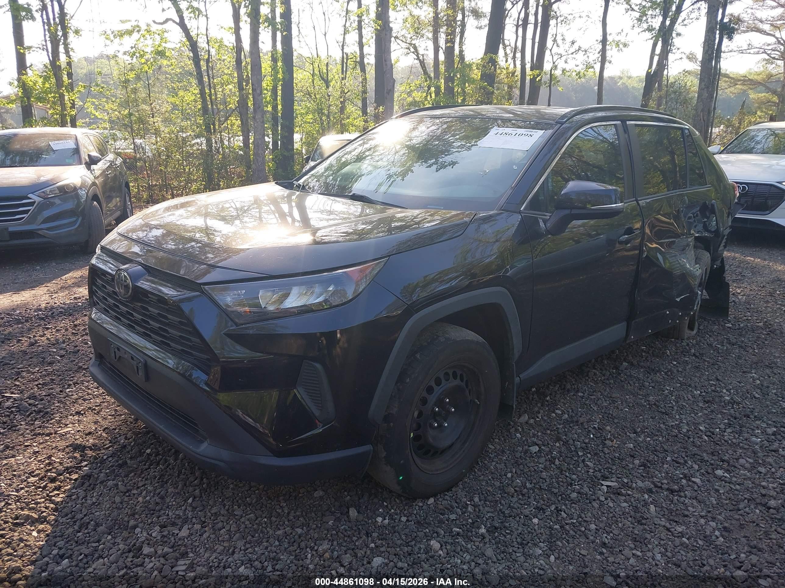 TOYOTA RAV4 image 2