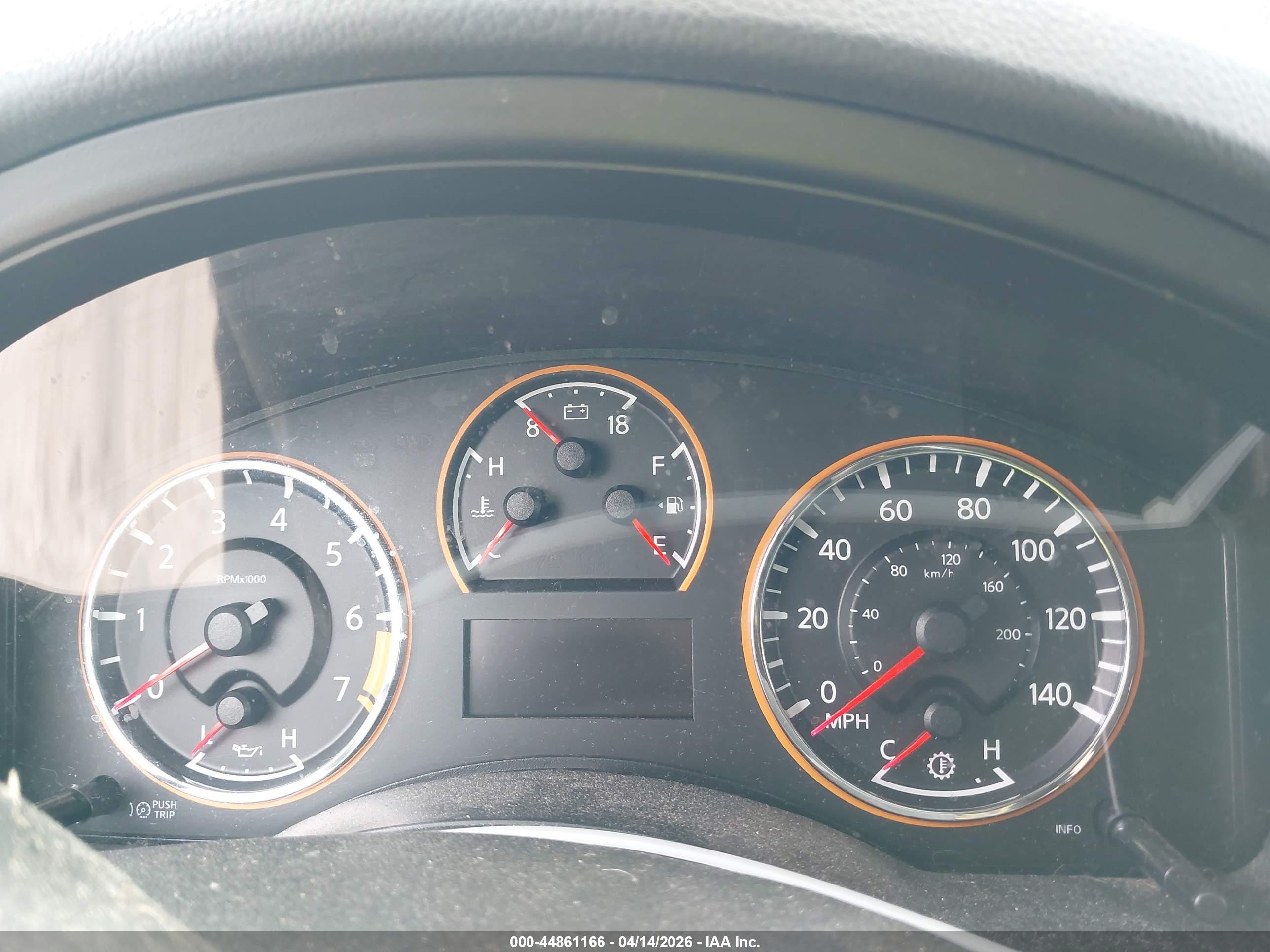 NISSAN ARMADA image 7
