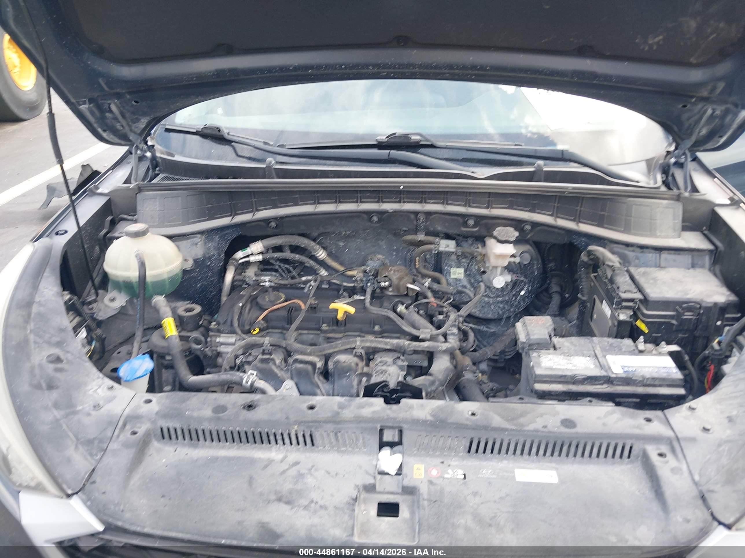 HYUNDAI TUCSON image 10