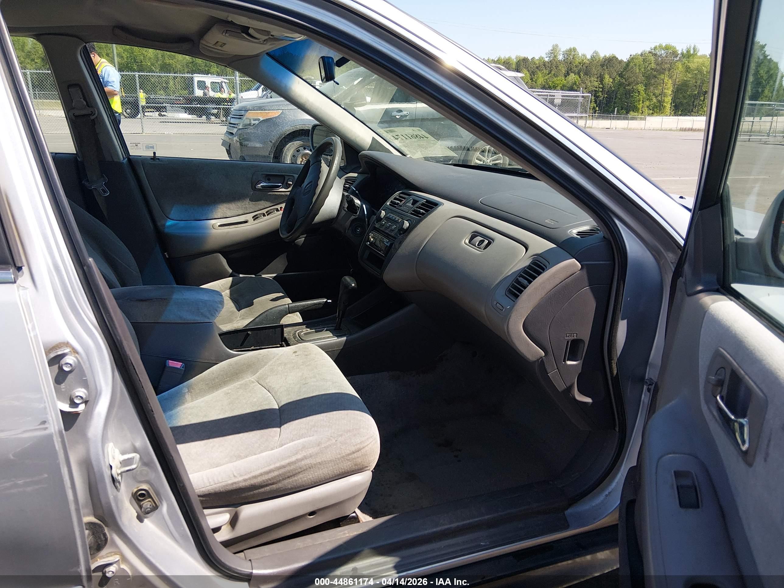 HONDA ACCORD image 5