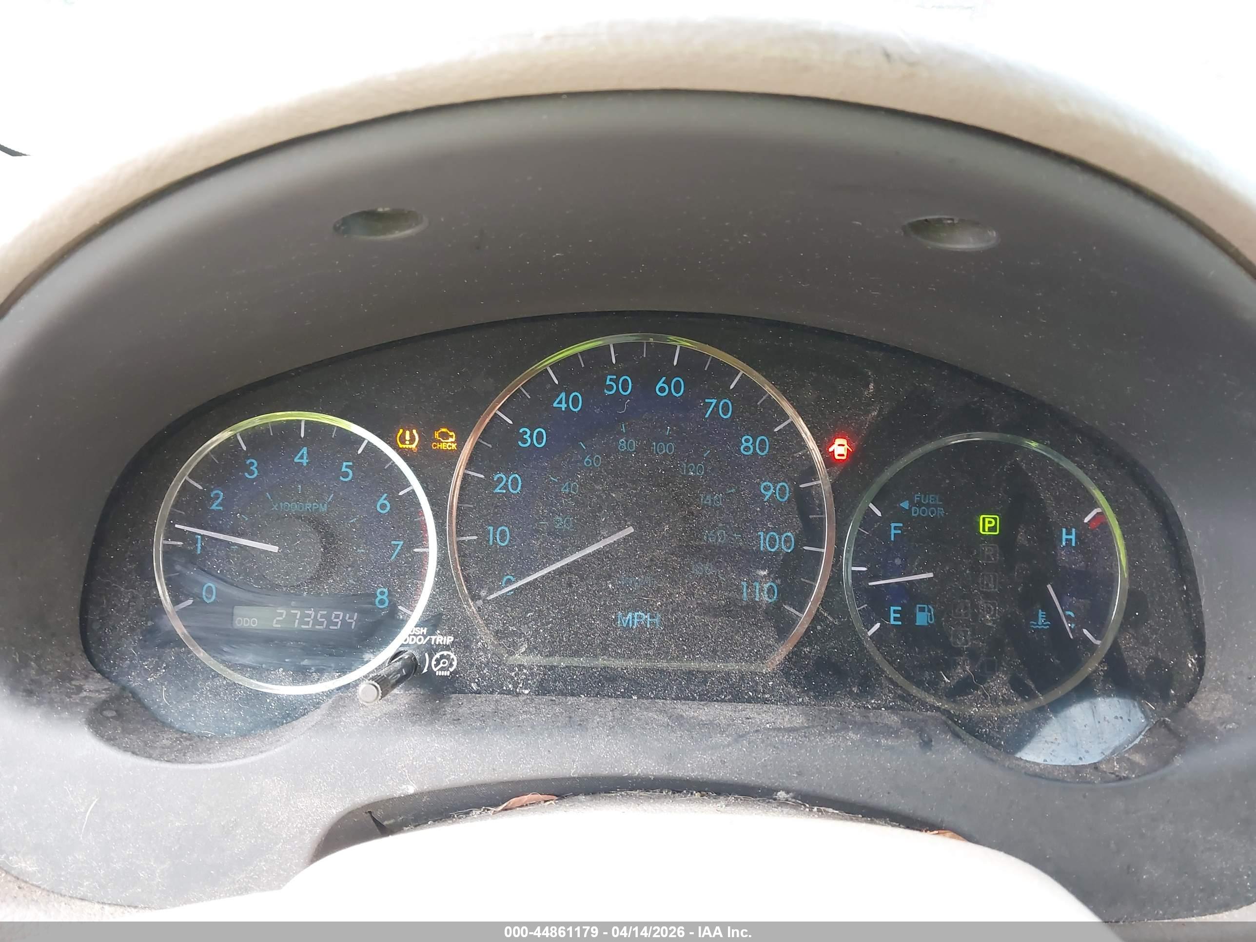 TOYOTA SIENNA image 7