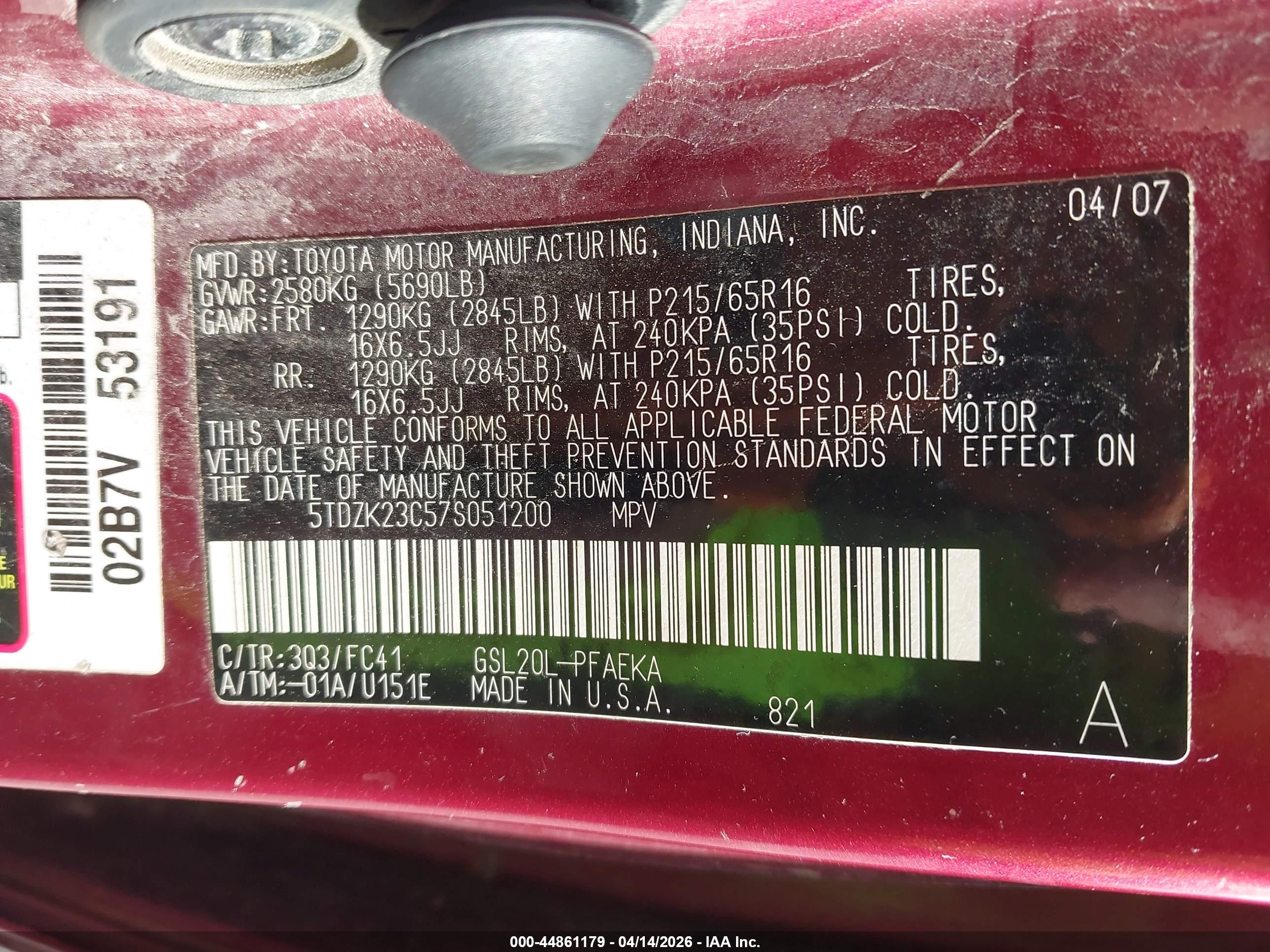 TOYOTA SIENNA image 9