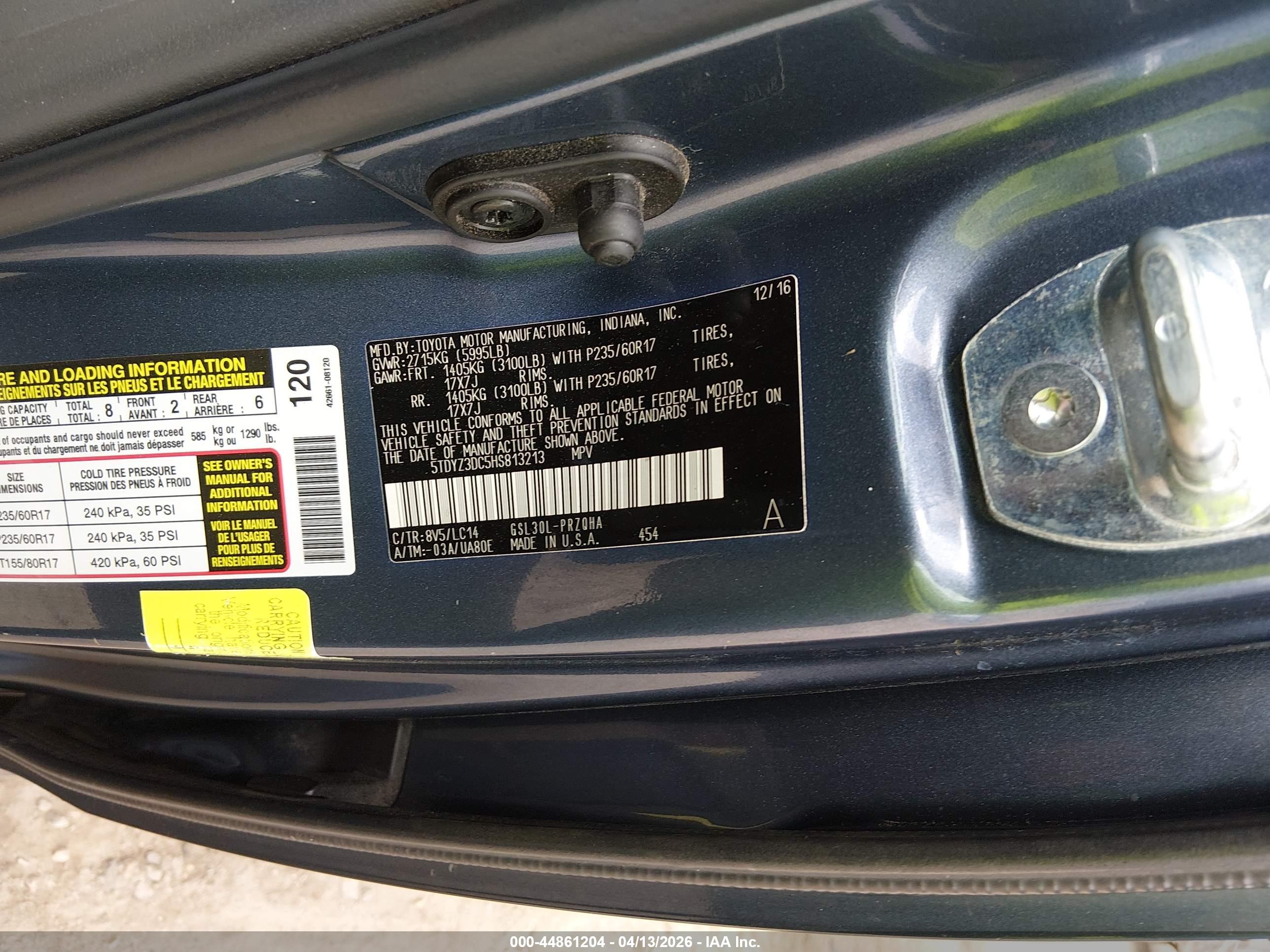 TOYOTA SIENNA image 9