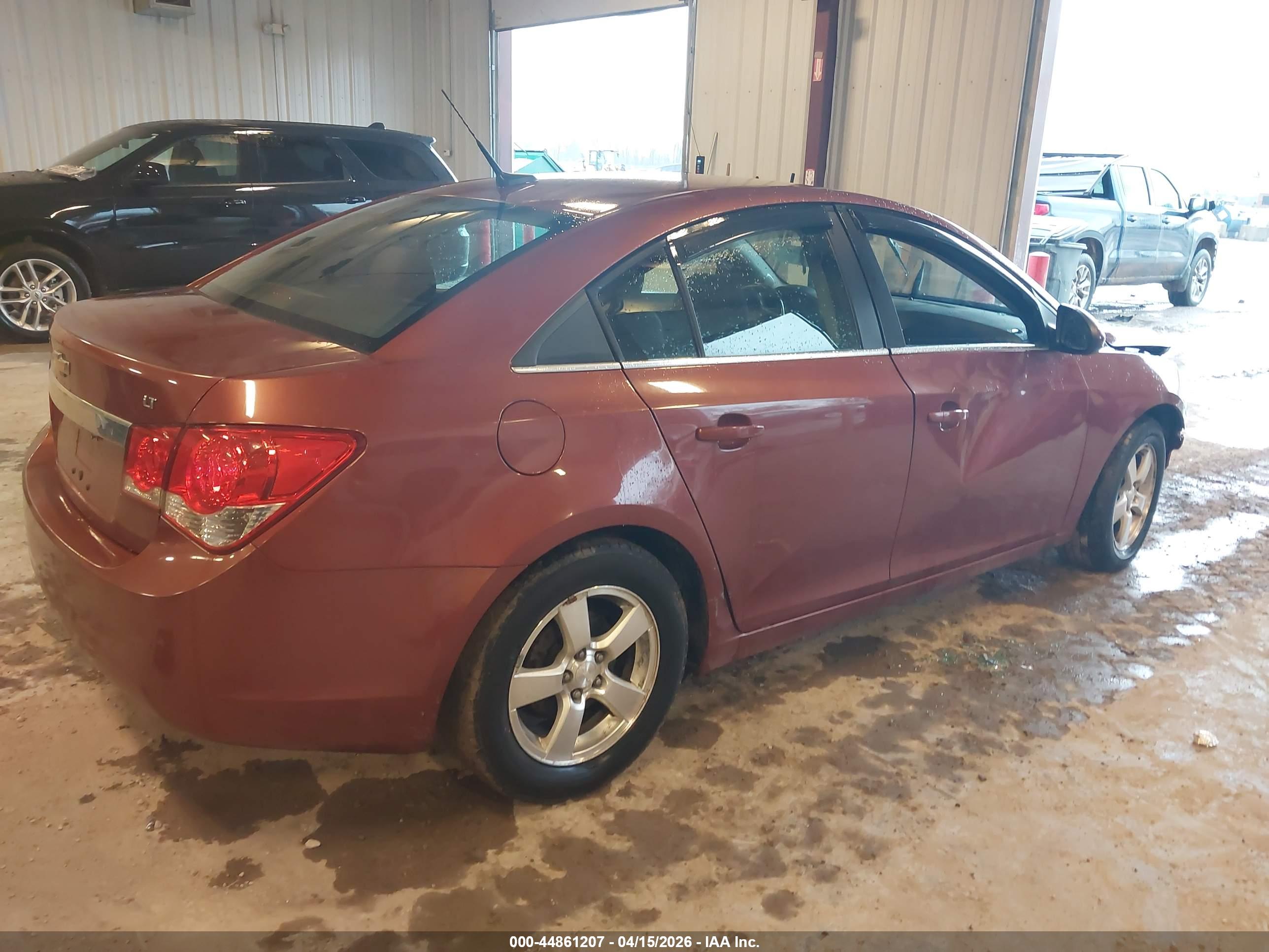 CHEVROLET CRUZE image 4