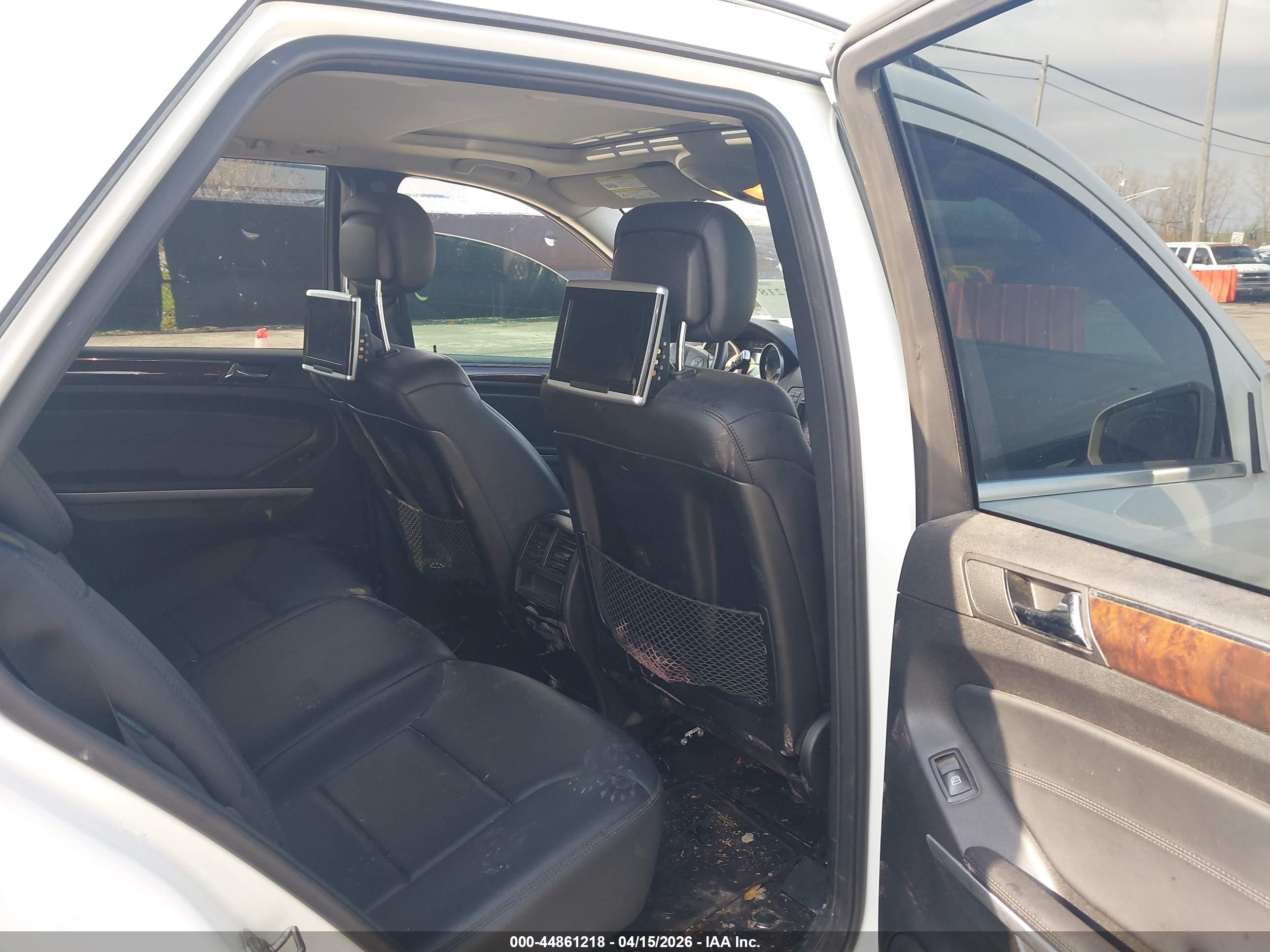 MERCEDES-BENZ ML image 8