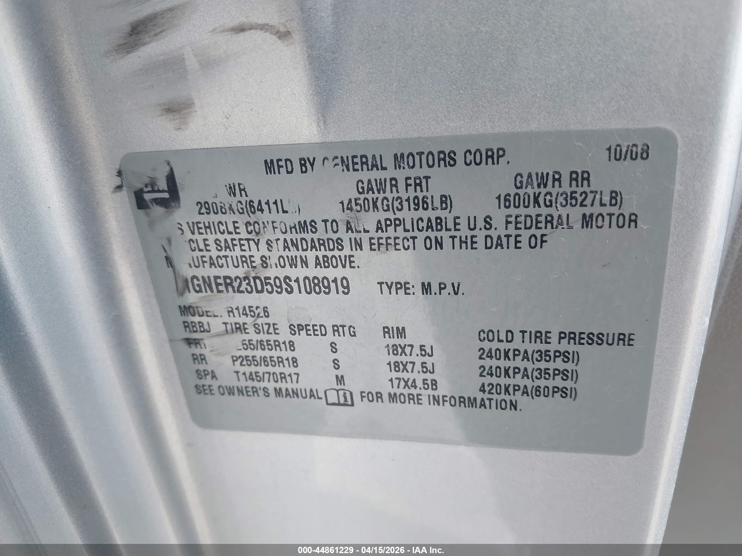 CHEVROLET TRAVERSE image 9