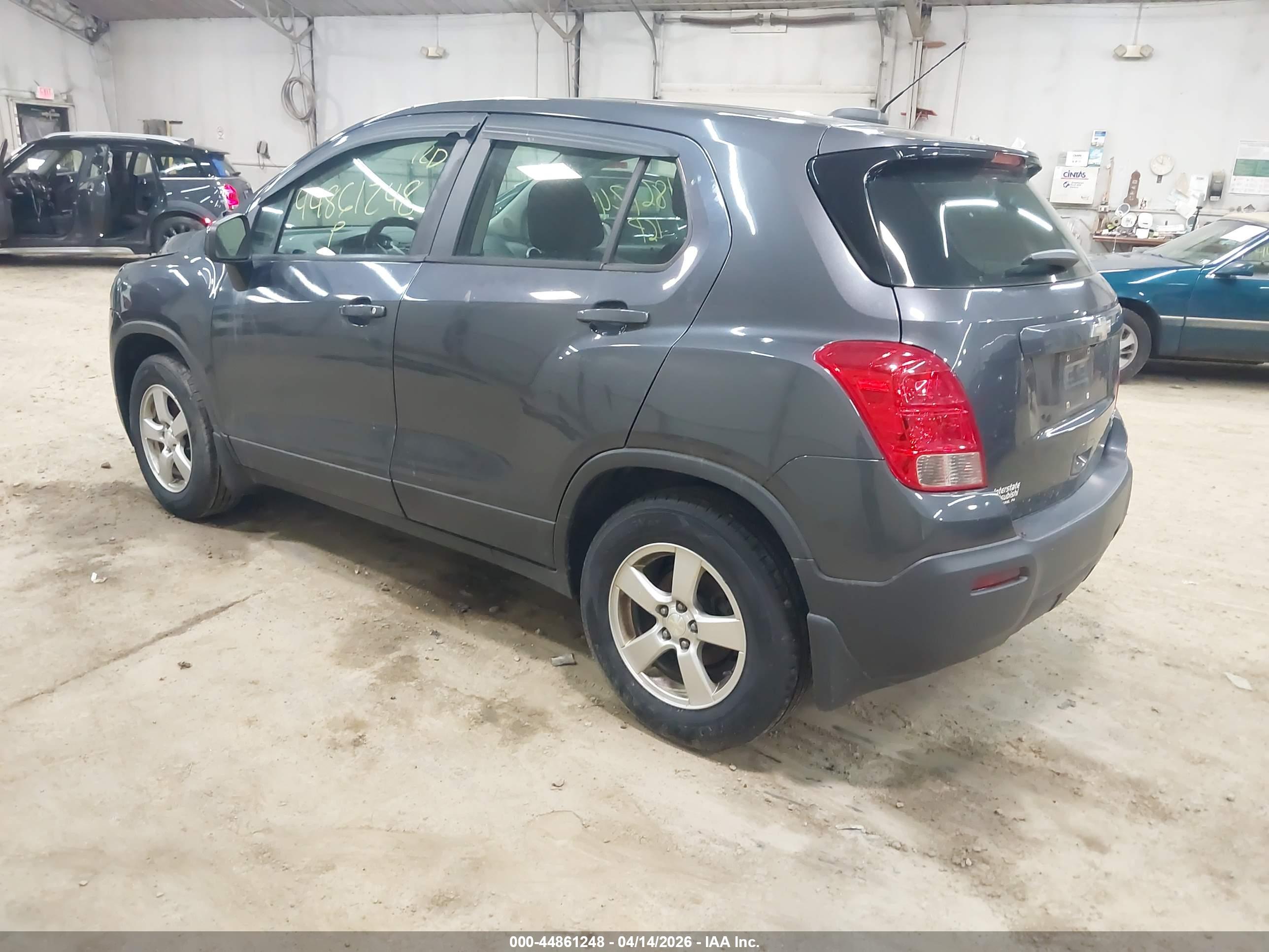 CHEVROLET TRAX image 3