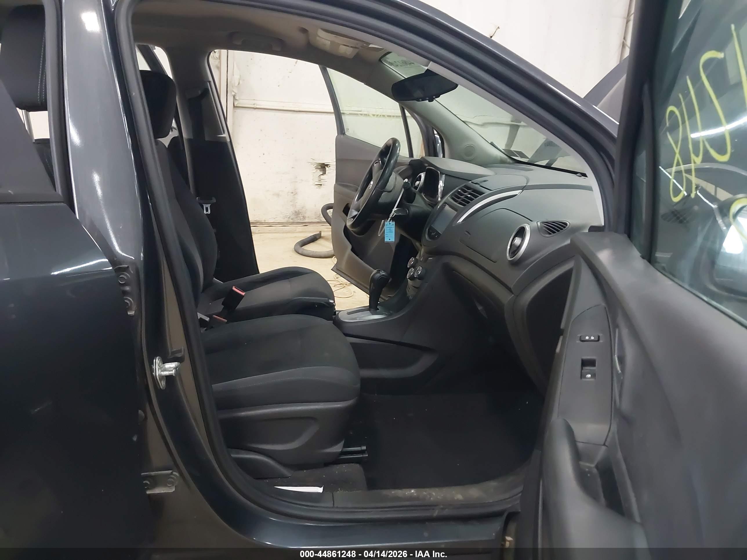 CHEVROLET TRAX image 5