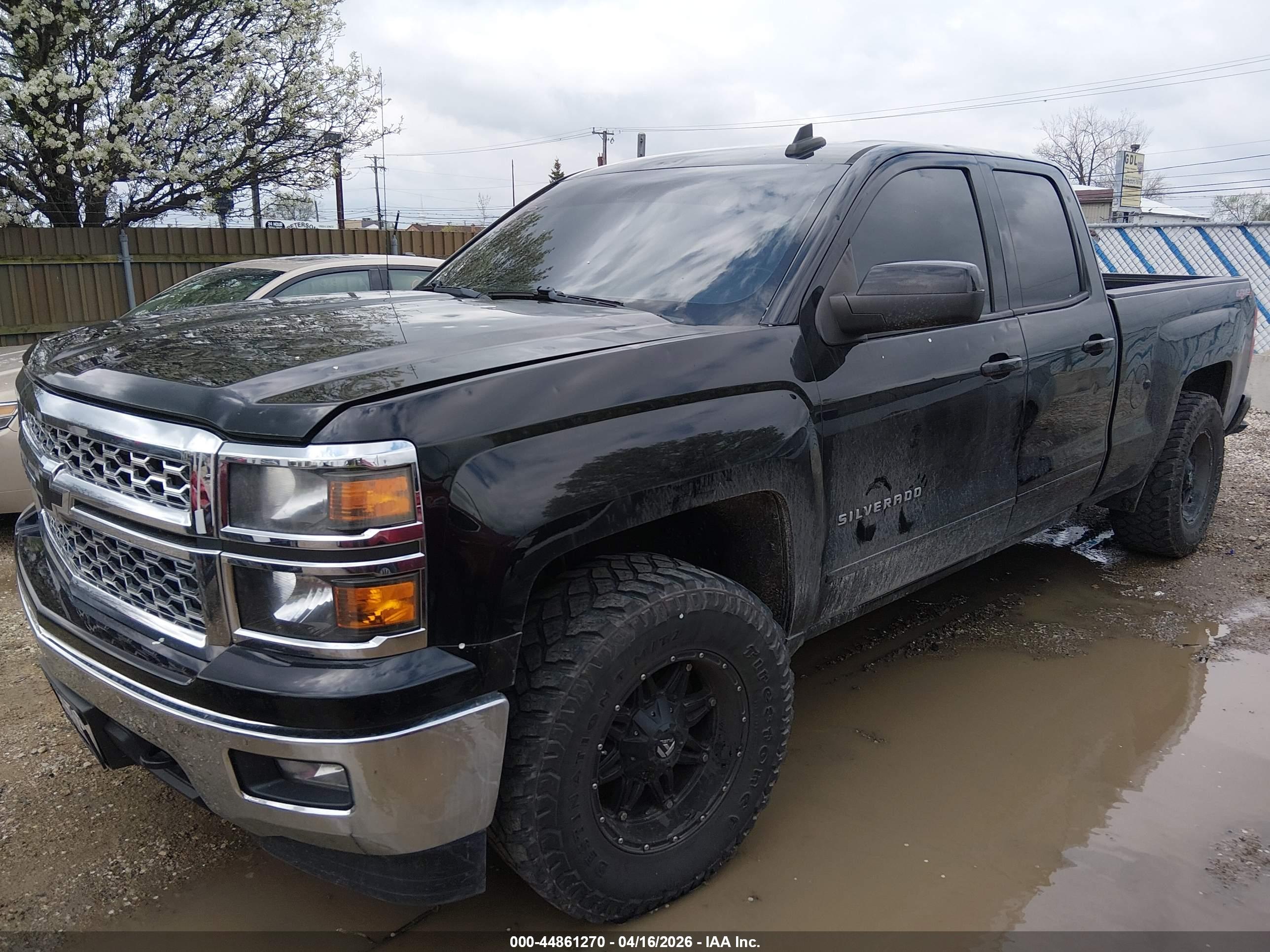 CHEVROLET SILVERADO image 2