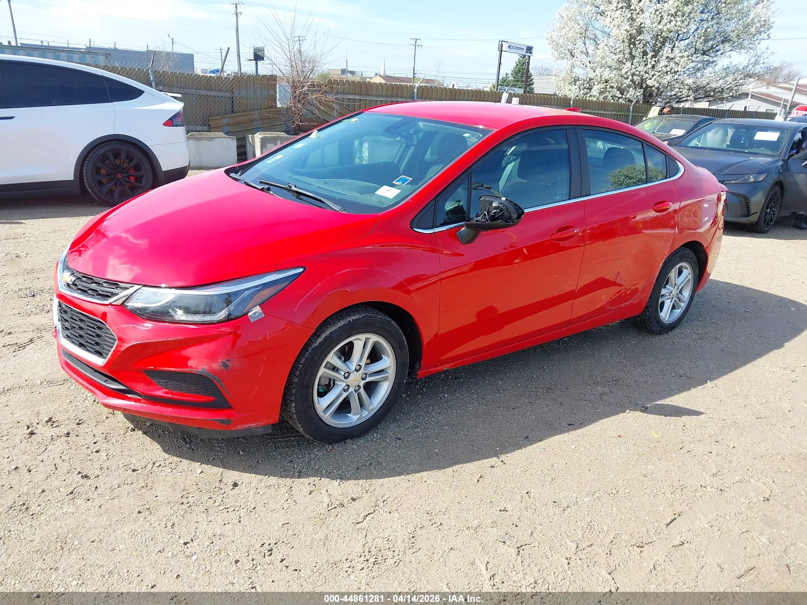 CHEVROLET CRUZE image 2