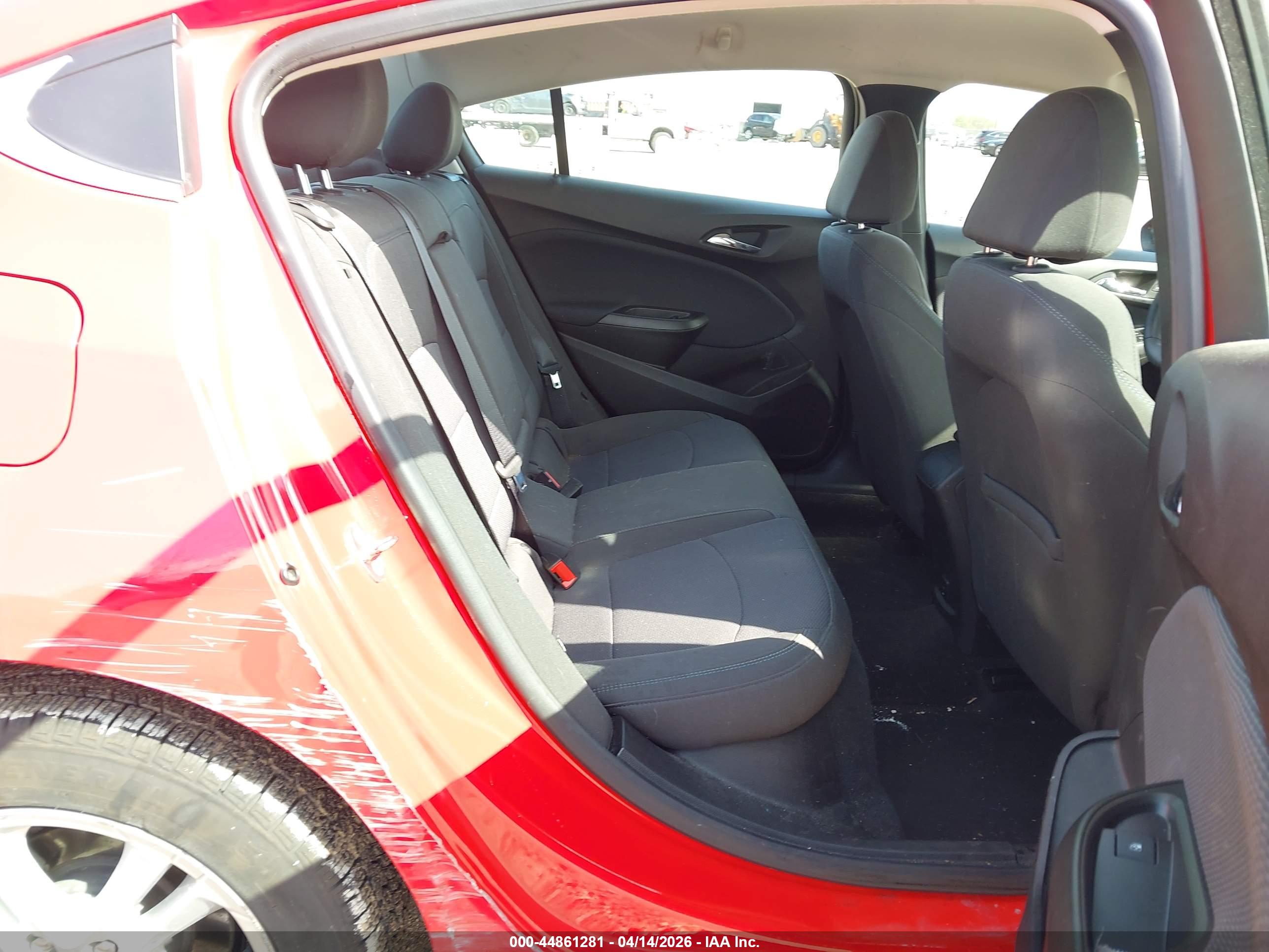 CHEVROLET CRUZE image 8