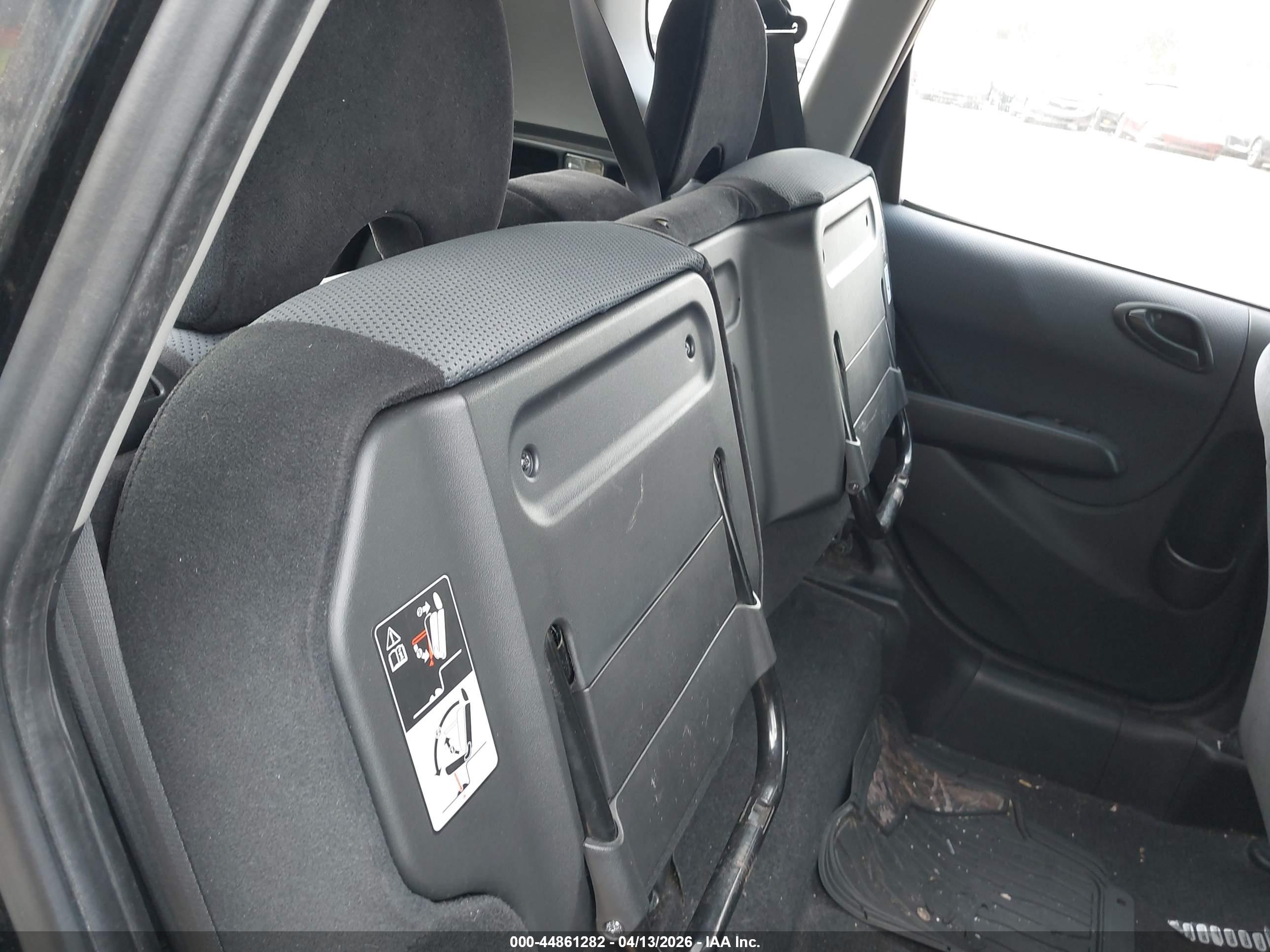 HONDA FIT image 8