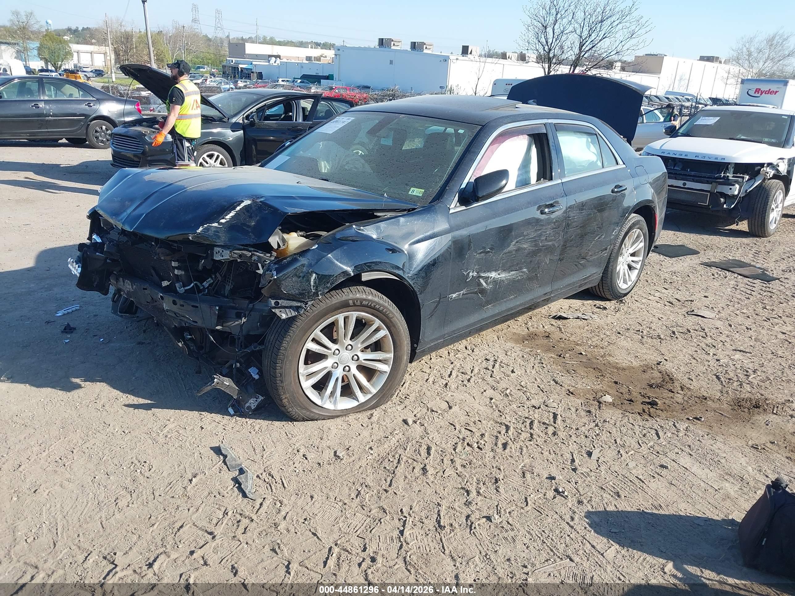 CHRYSLER 300 image 2