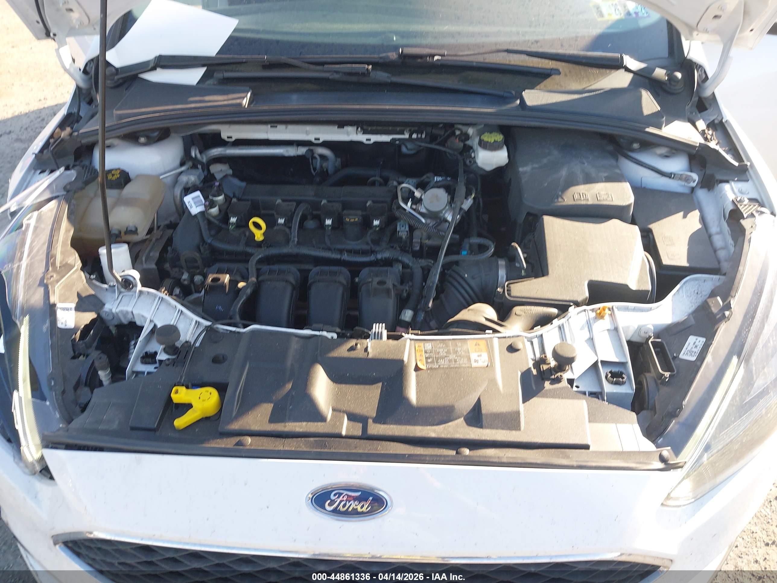 FORD FOCUS image 10