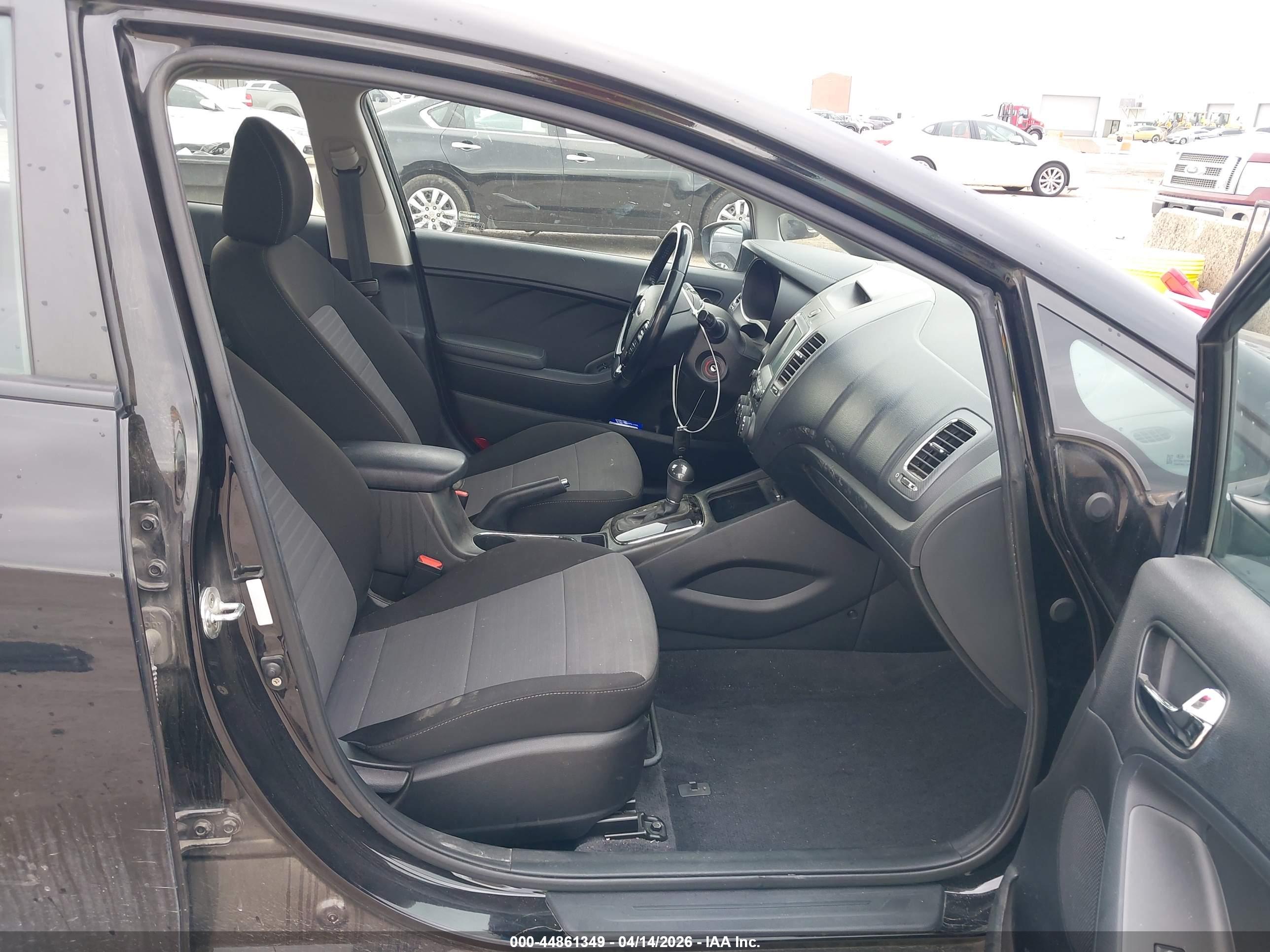 KIA FORTE image 5