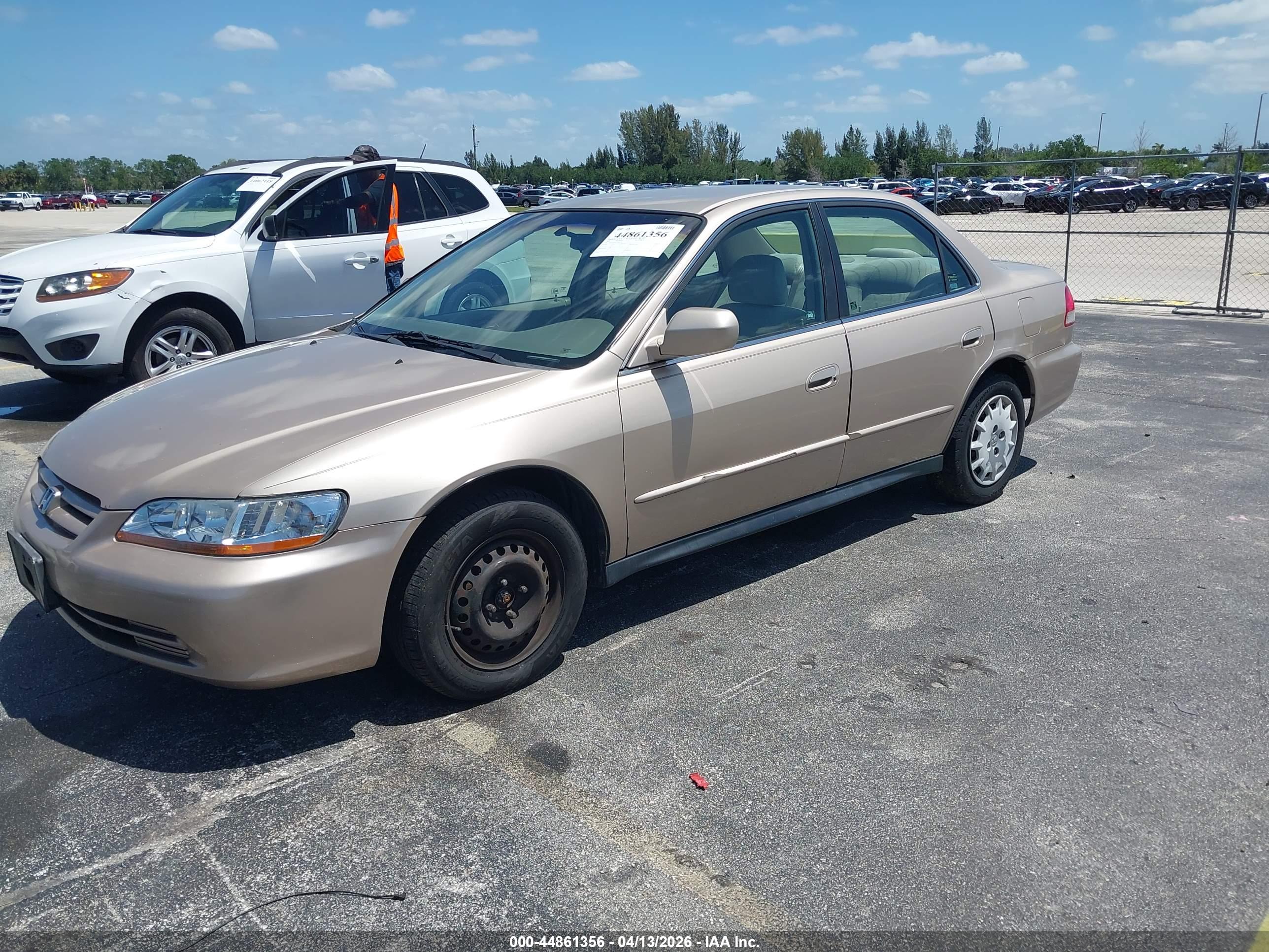 HONDA ACCORD image 2