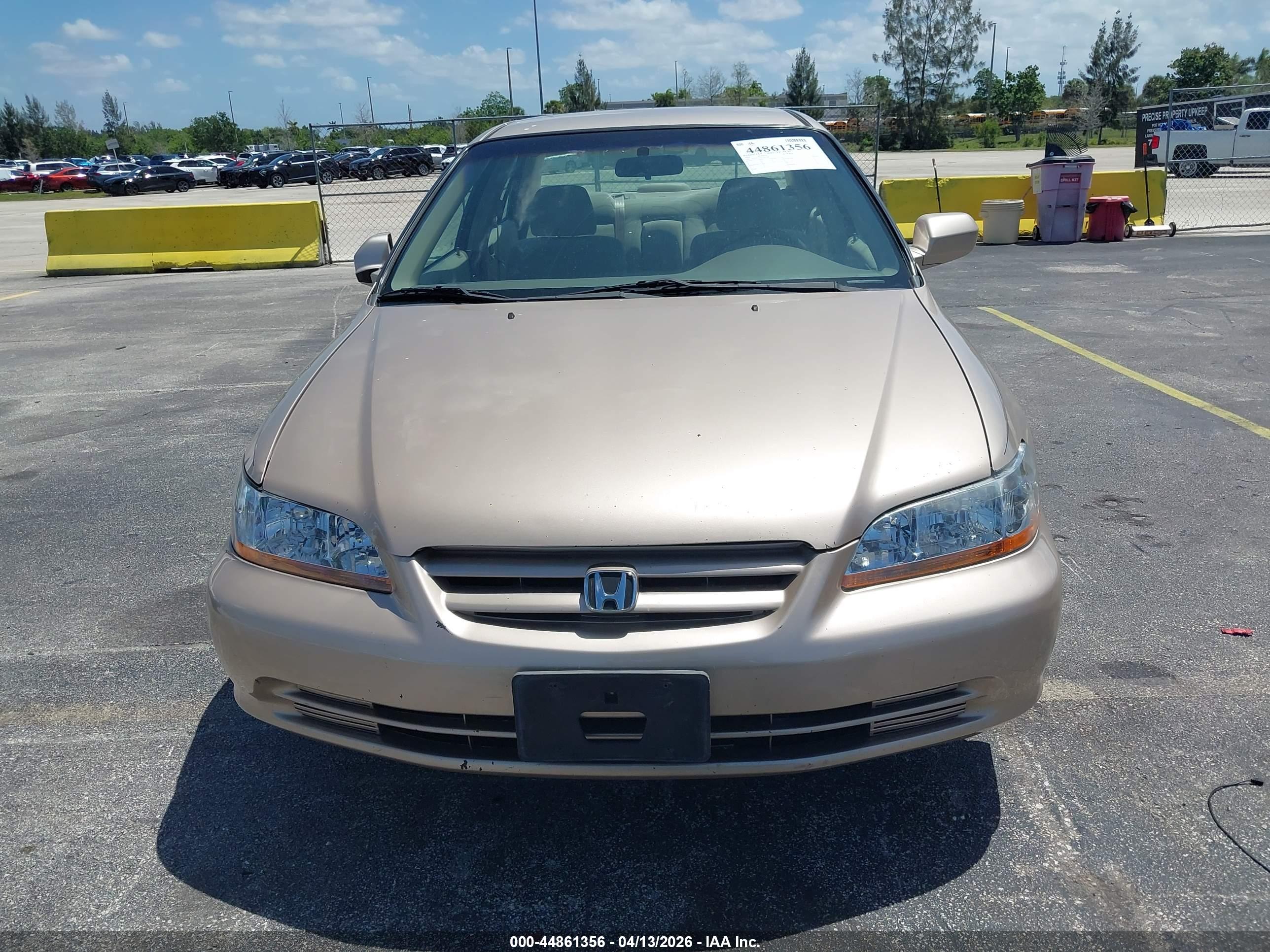 HONDA ACCORD image 6