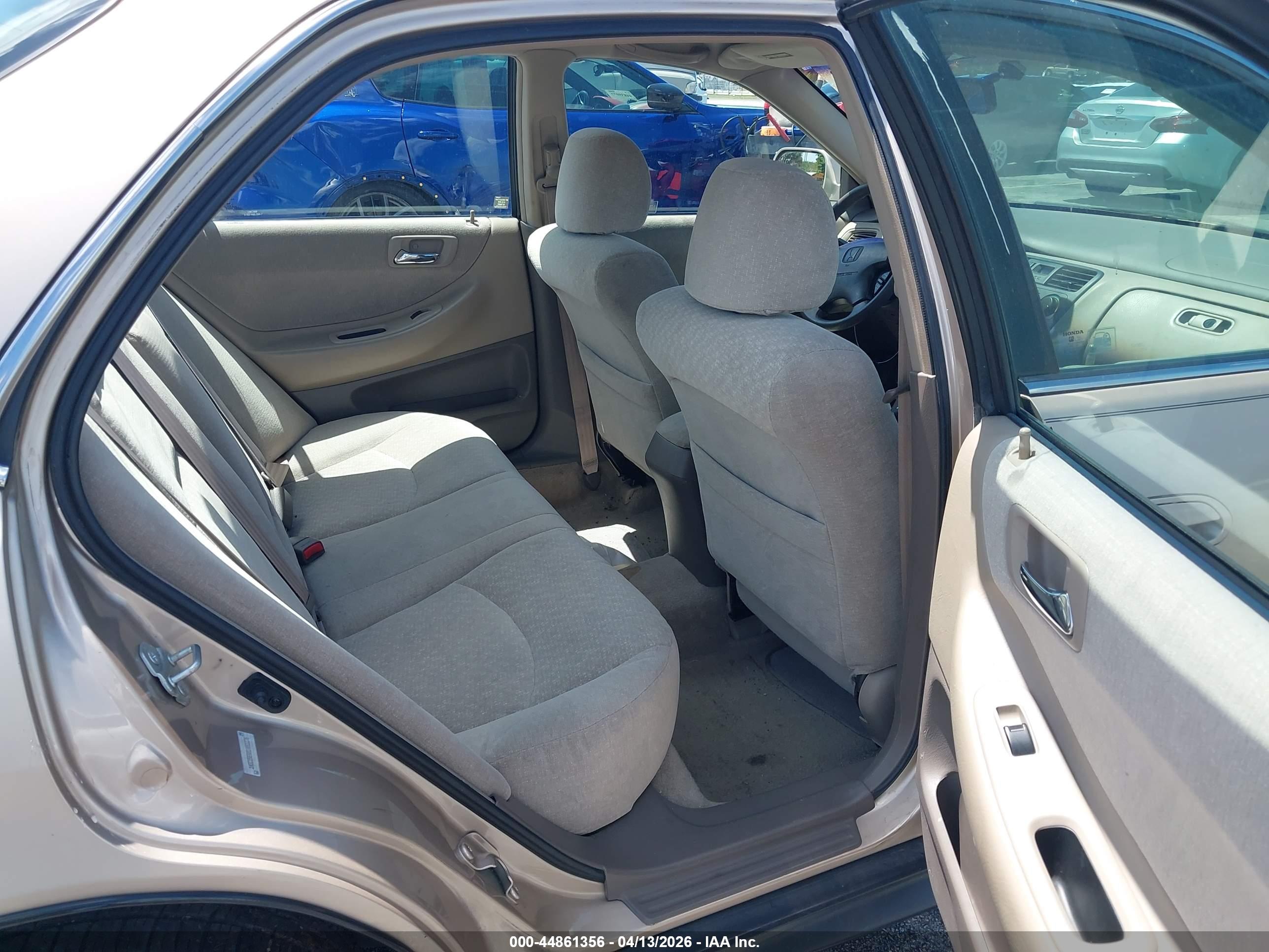 HONDA ACCORD image 8