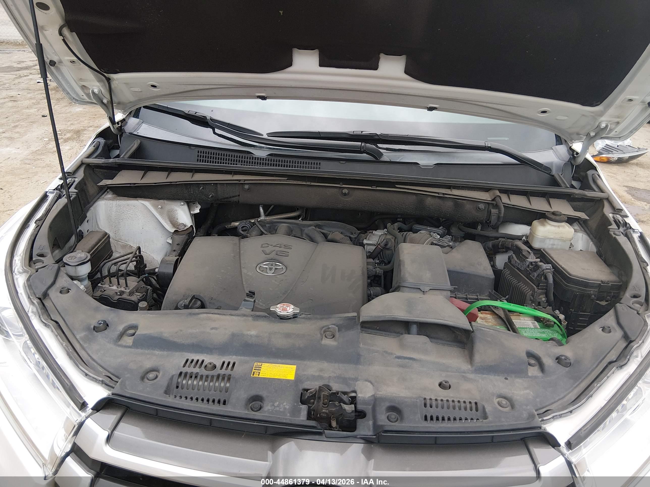 TOYOTA HIGHLANDER image 10