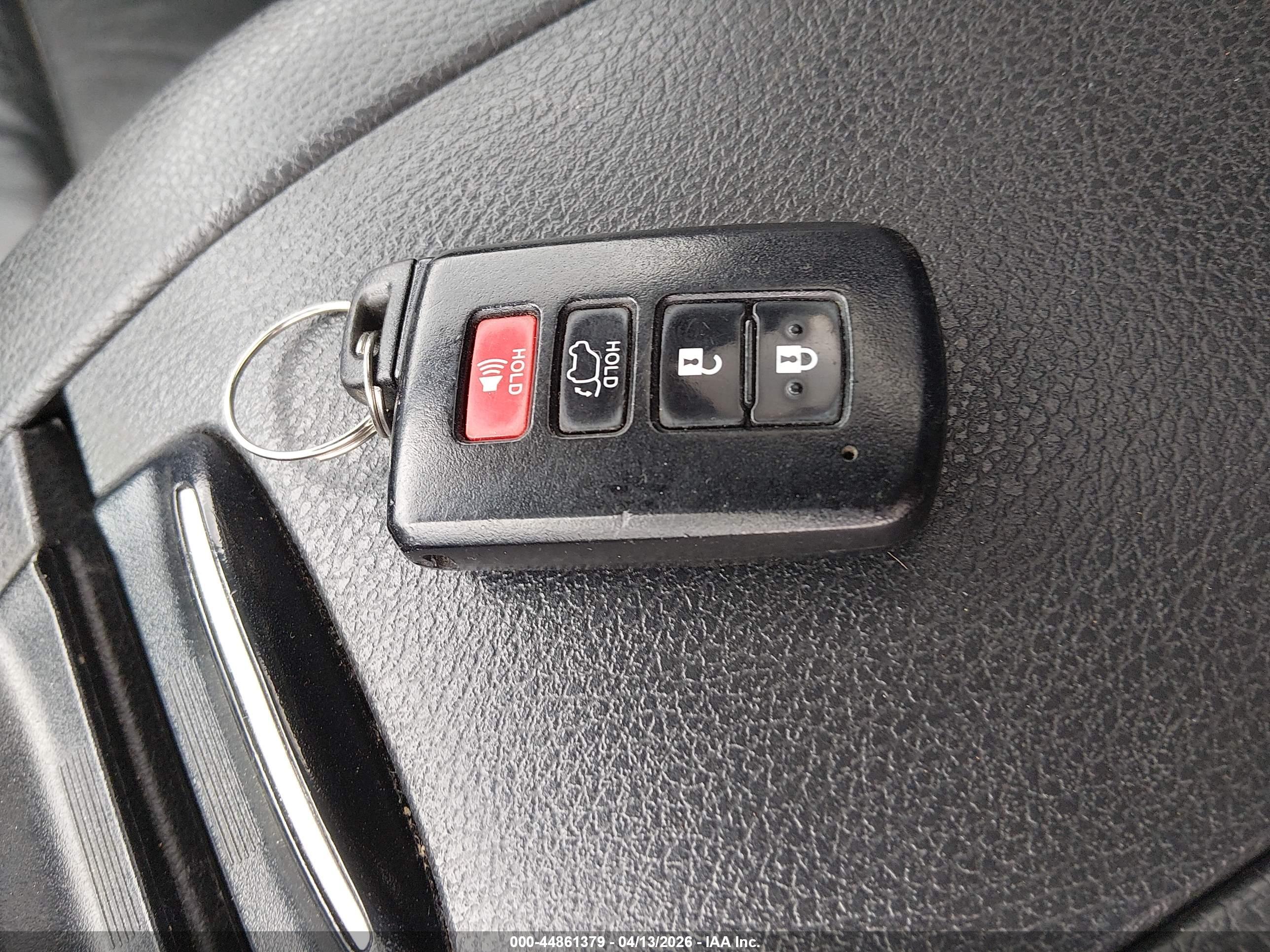 TOYOTA HIGHLANDER image 11