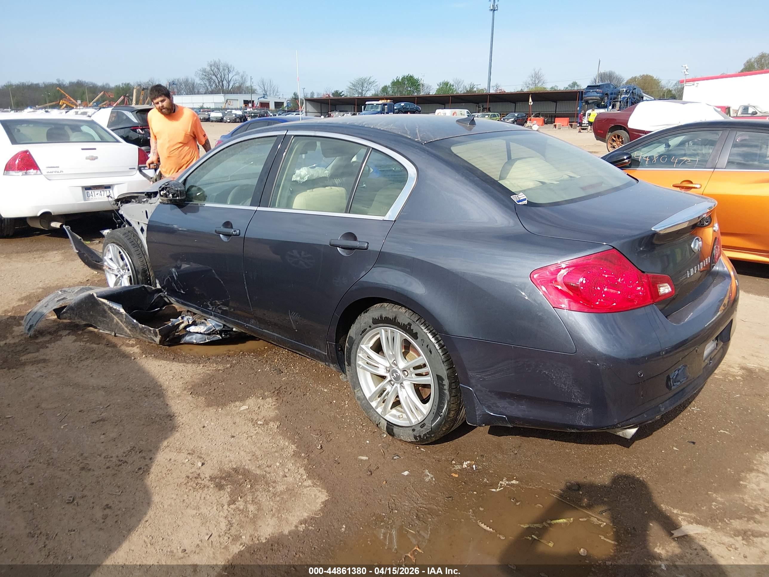 INFINITI G37X image 3