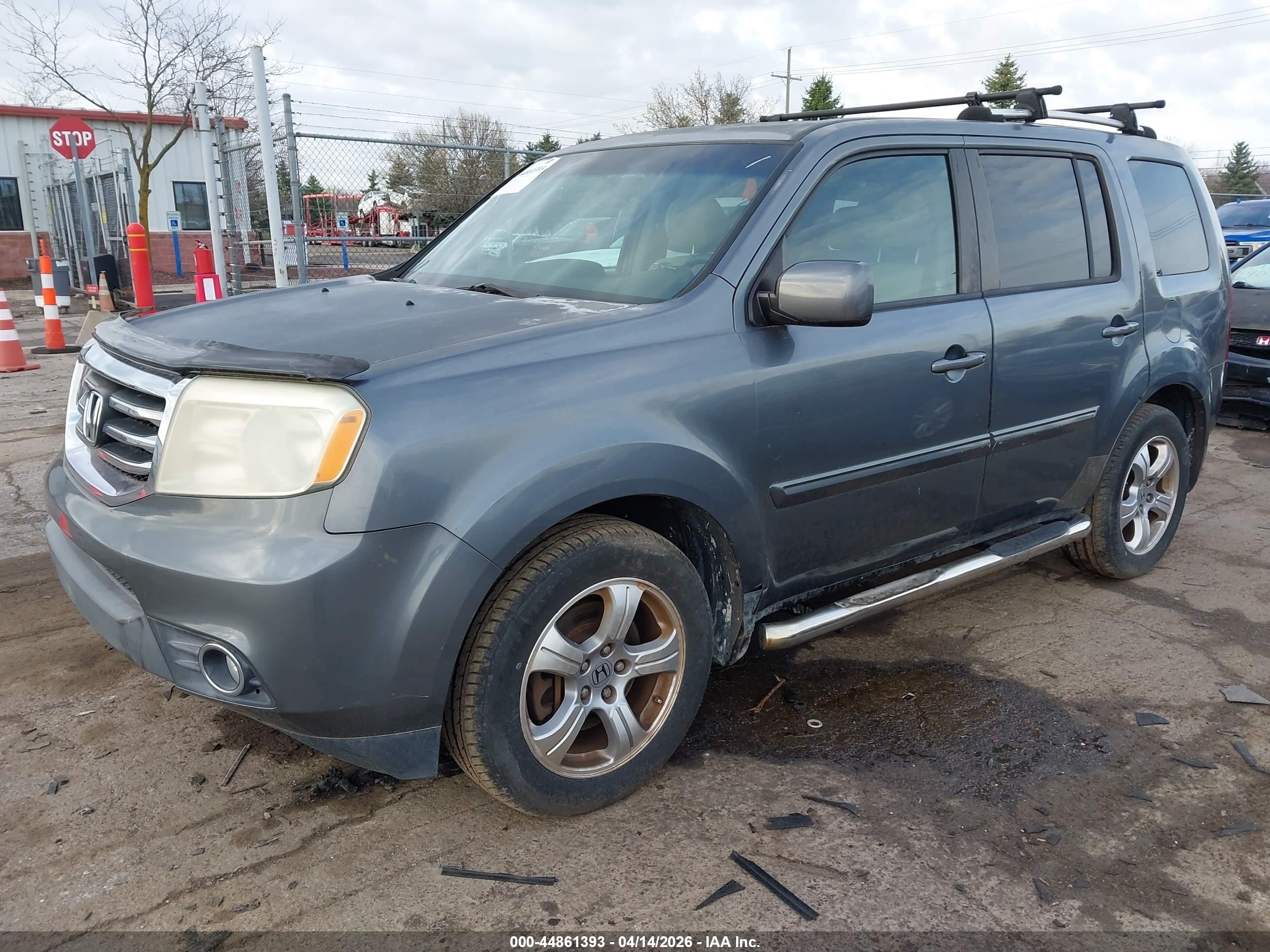 HONDA PILOT image 2