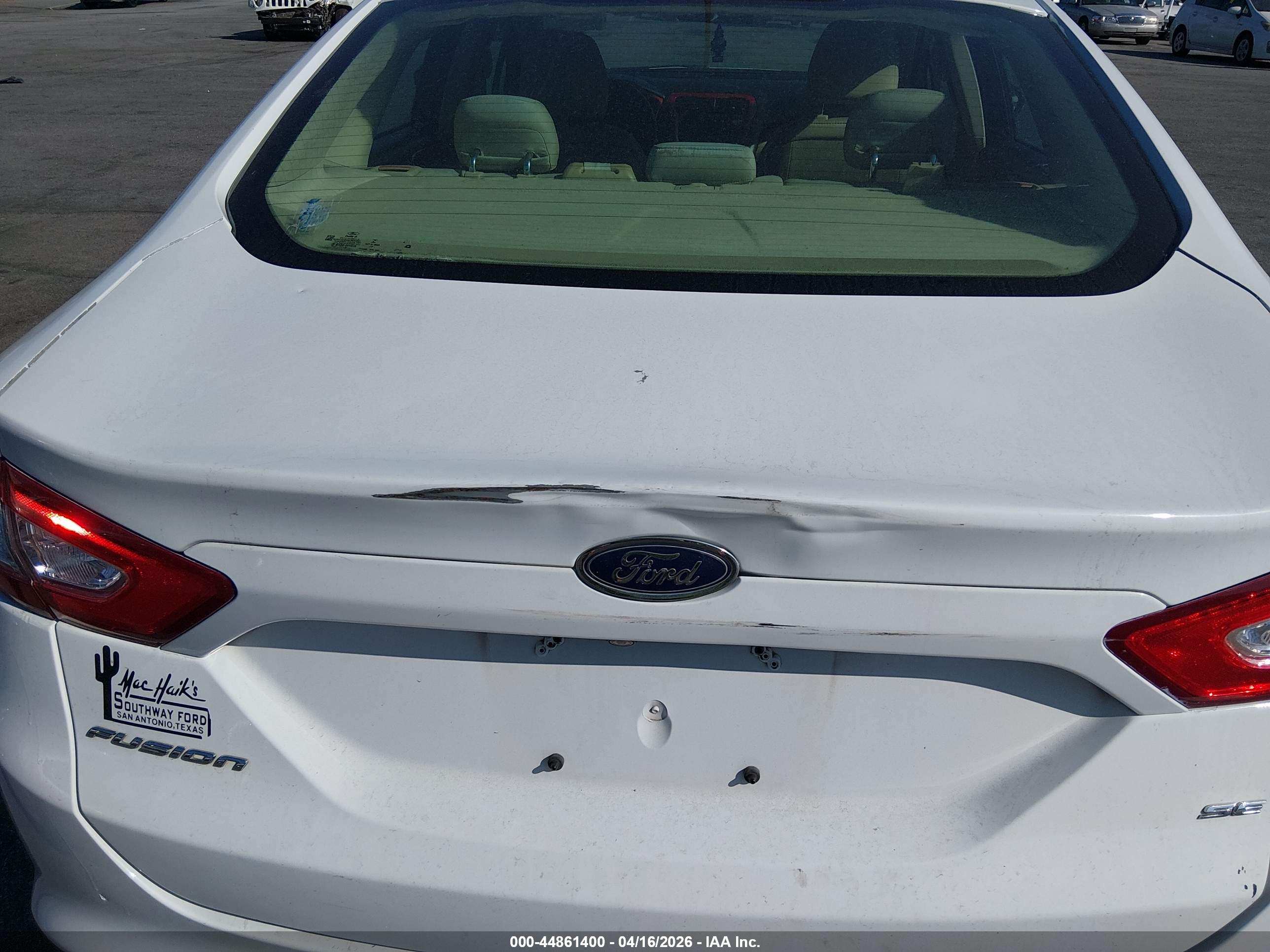 FORD FUSION image 6