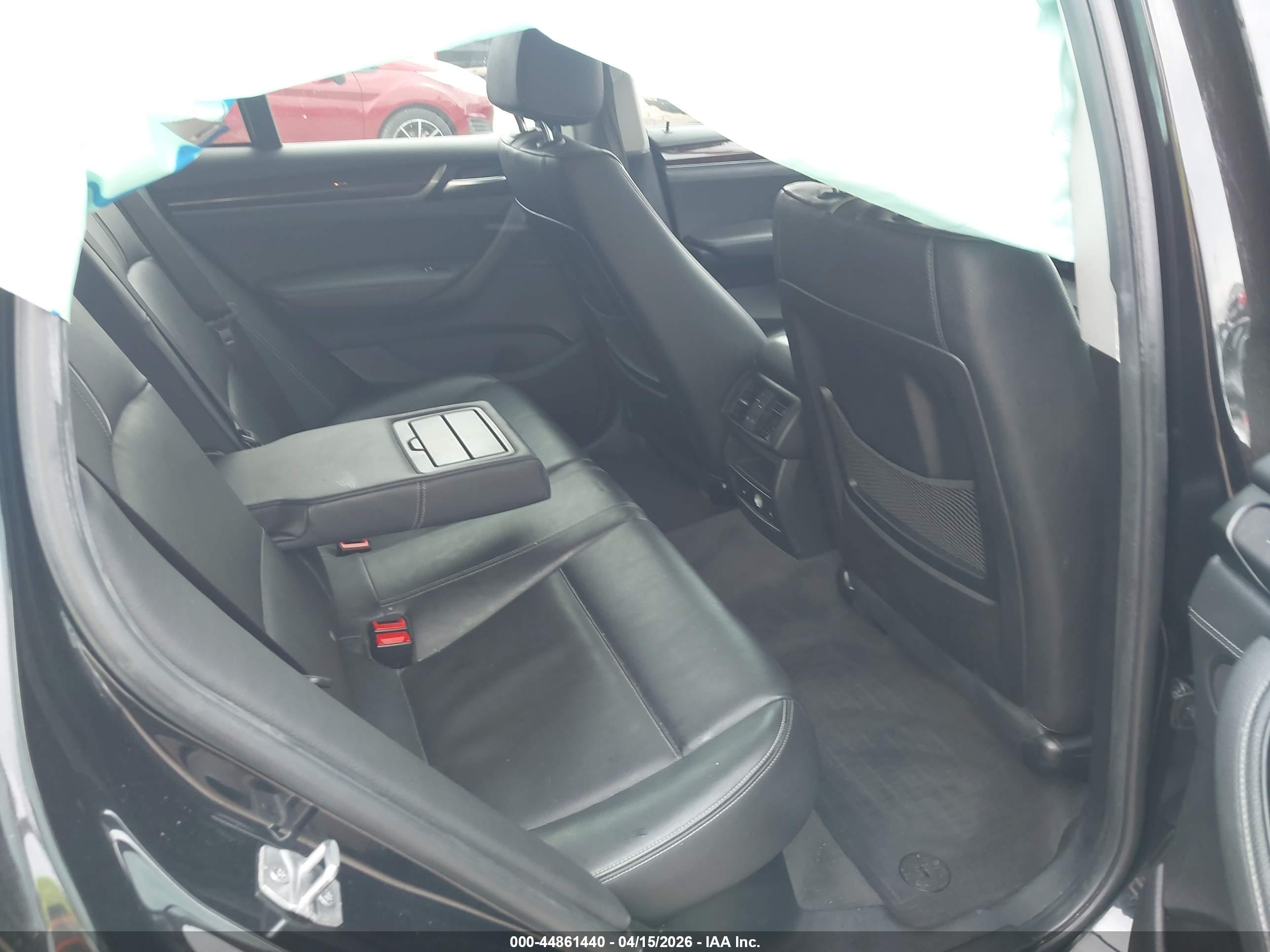BMW X4 image 8