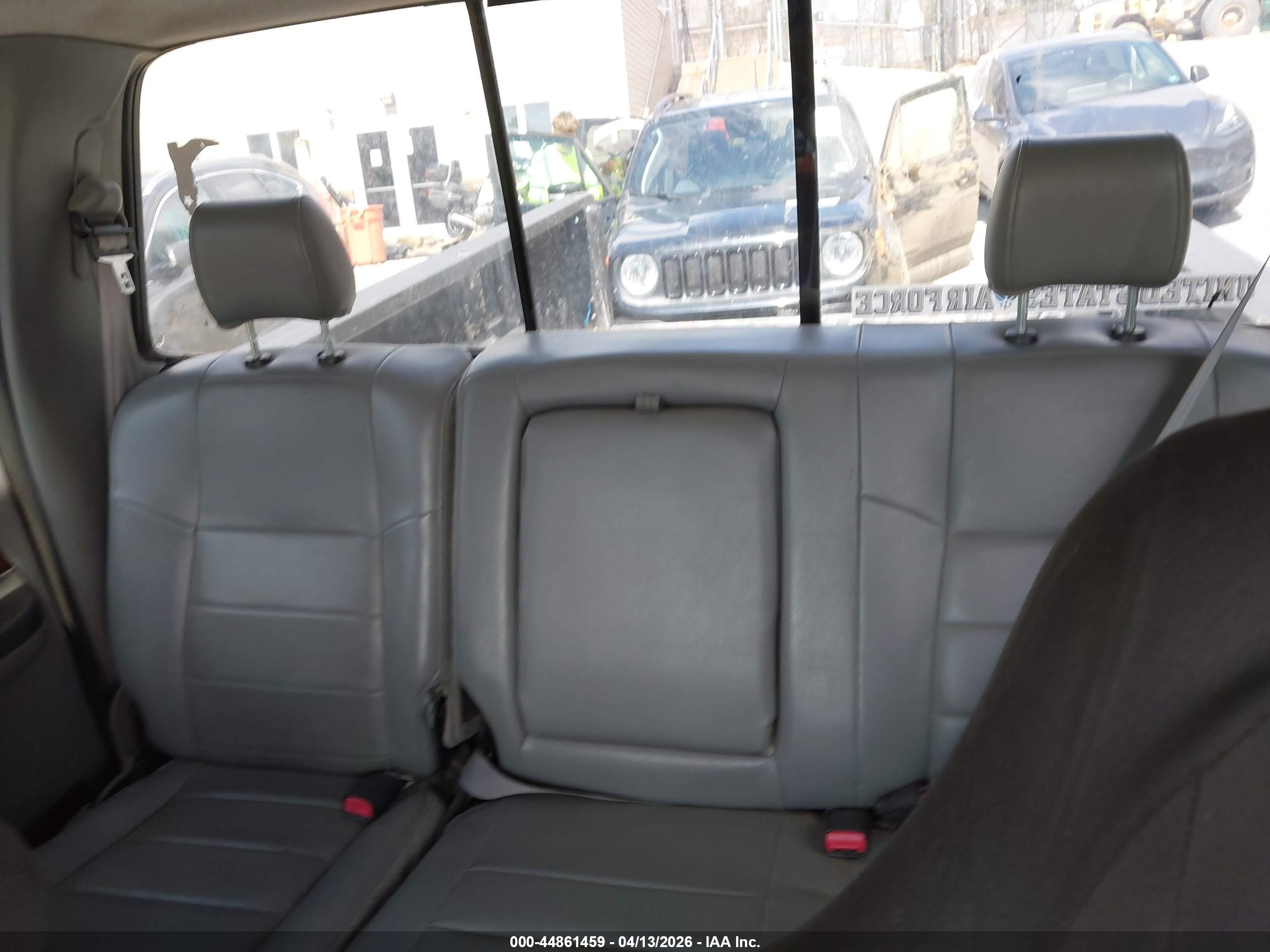 FORD F-350 image 7