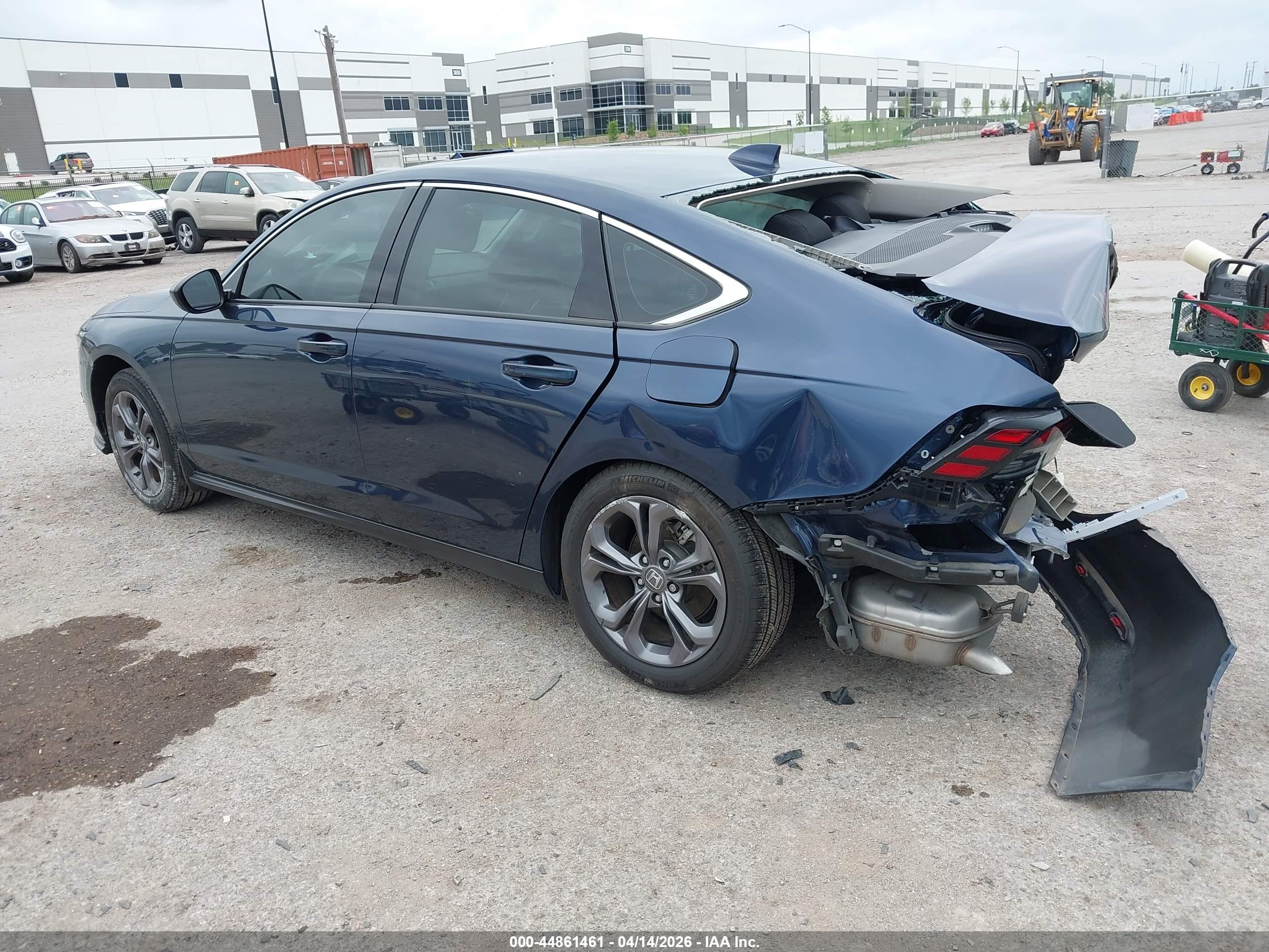 HONDA ACCORD image 3