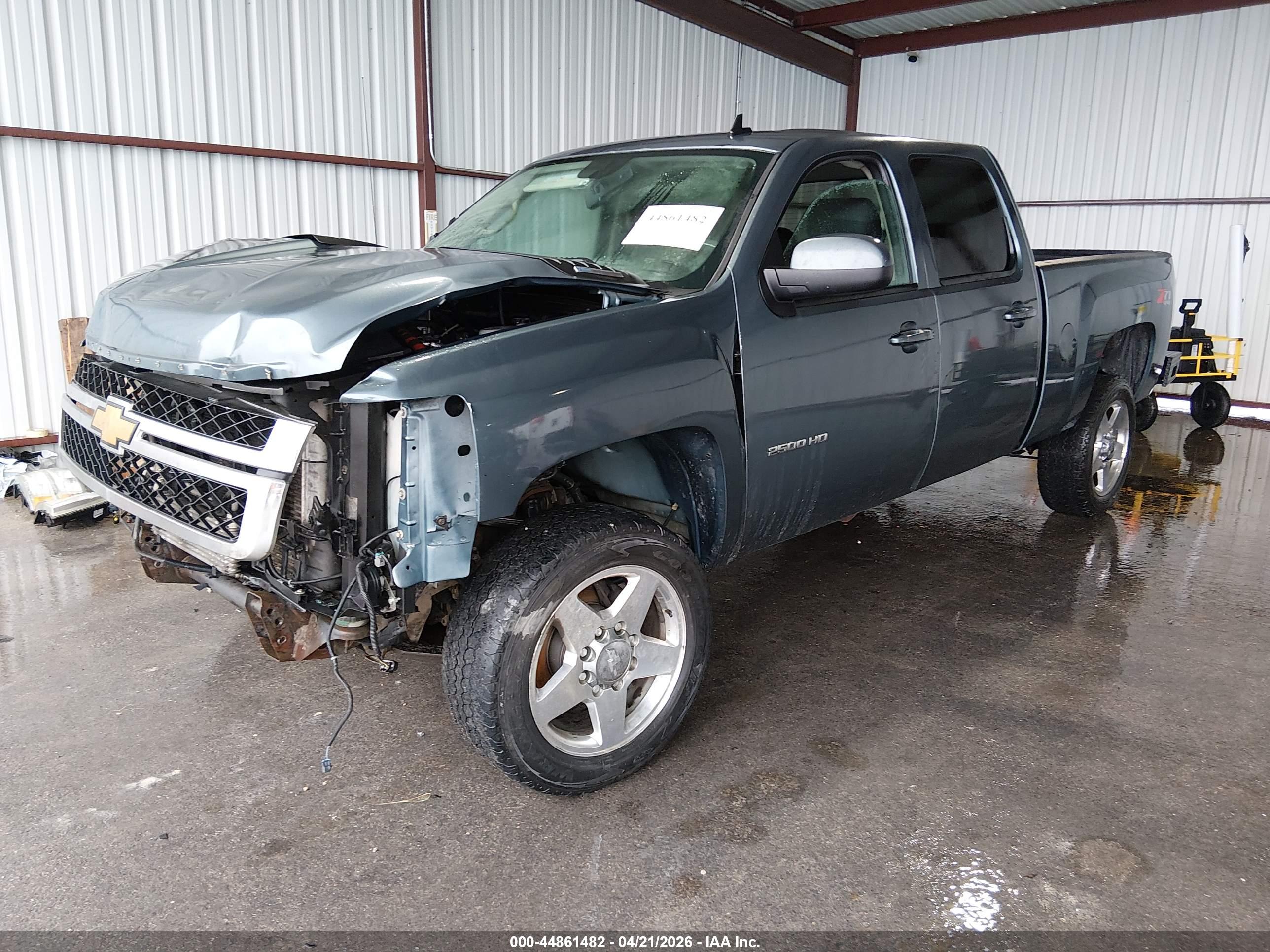 CHEVROLET SILVERADO image 2