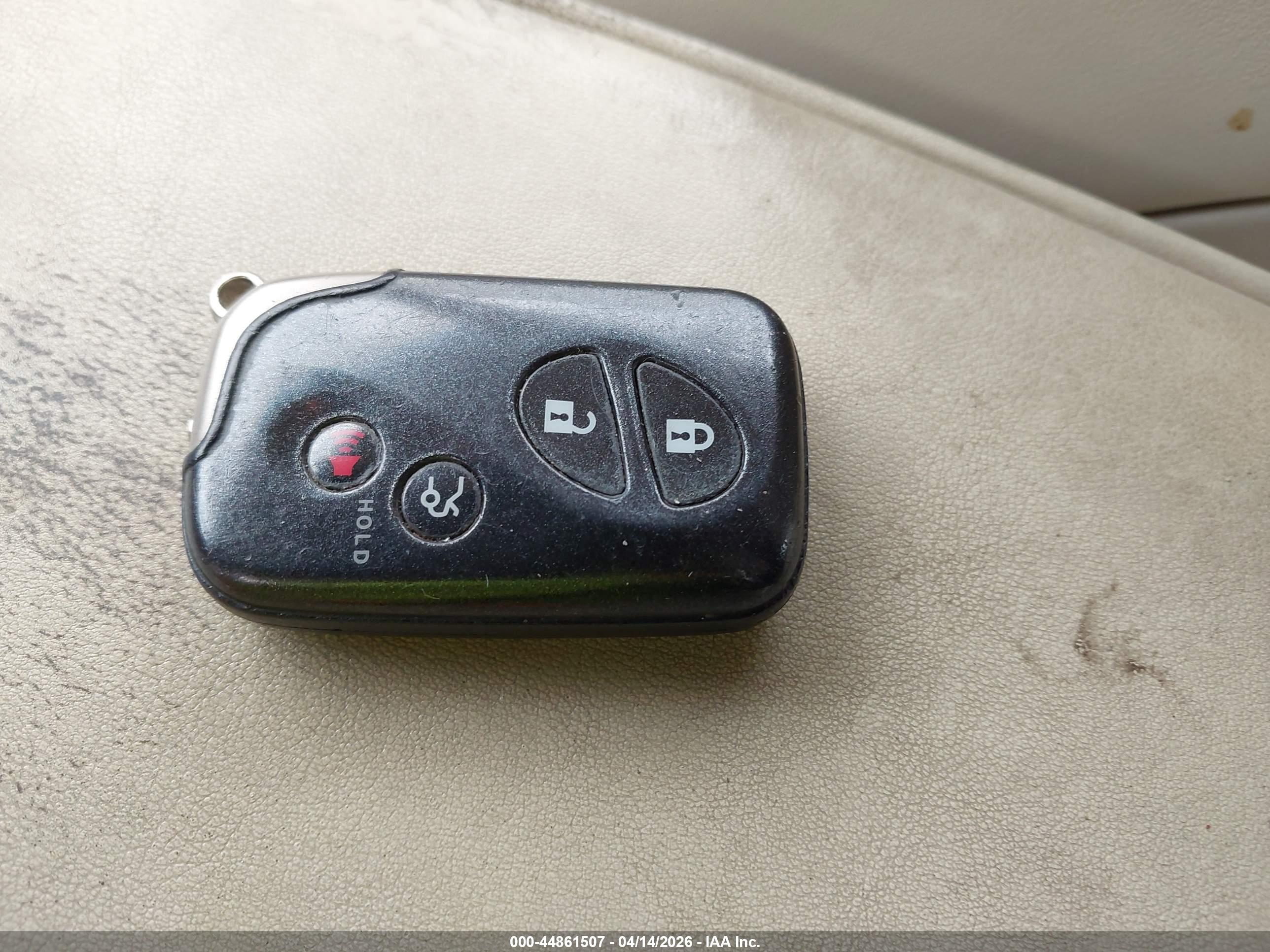 LEXUS ES image 11