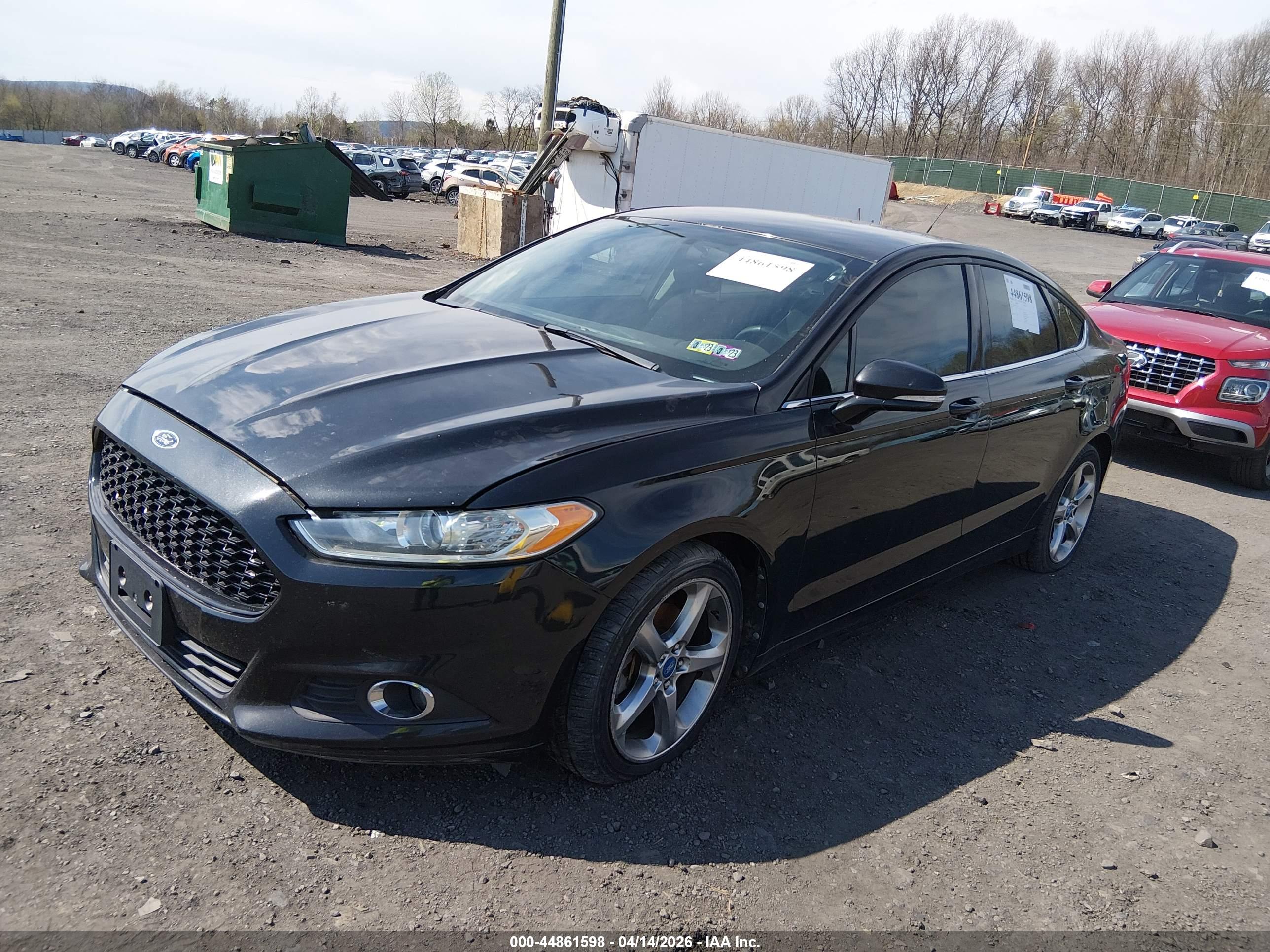 FORD FUSION image 2