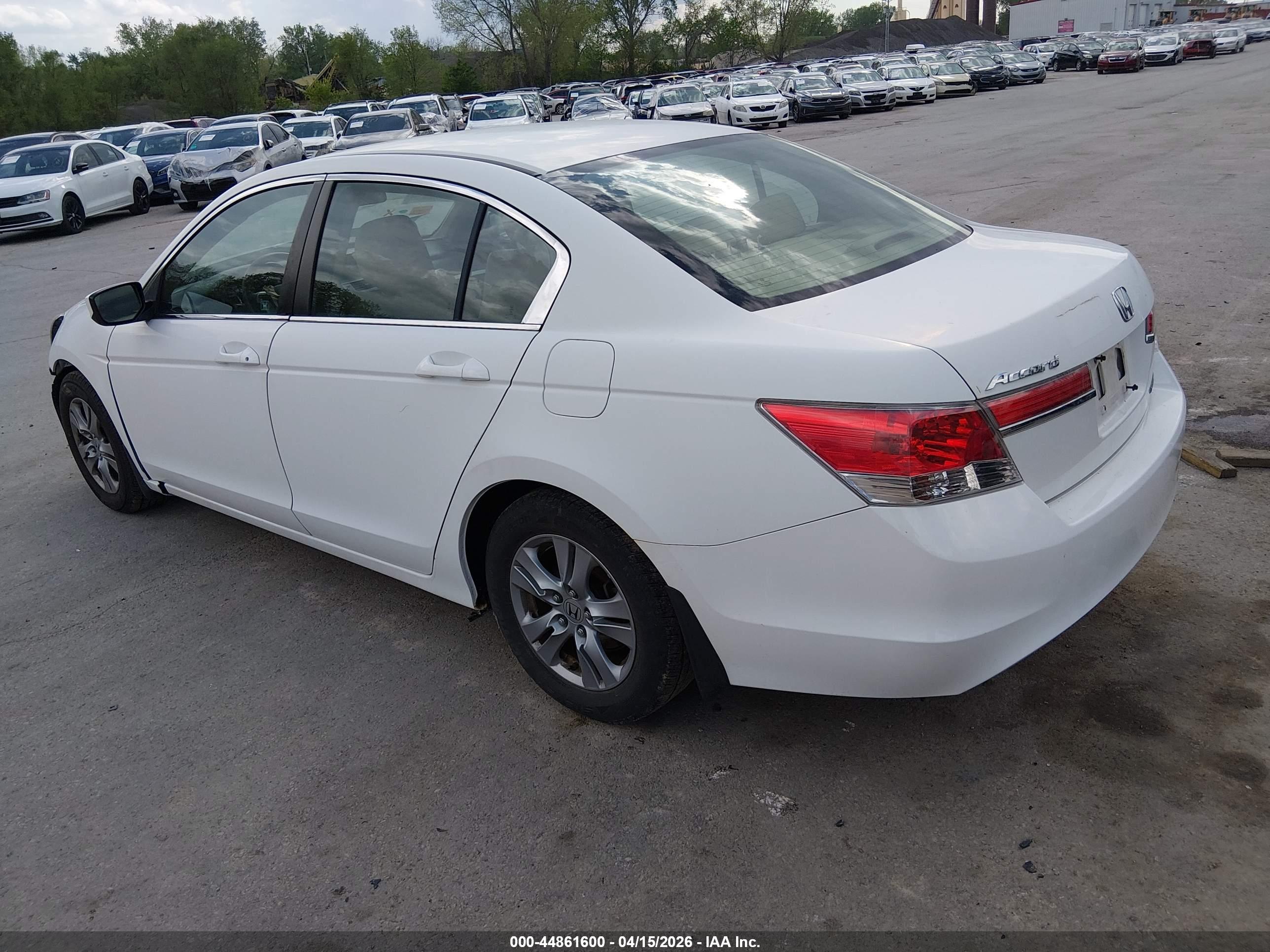 HONDA ACCORD image 3