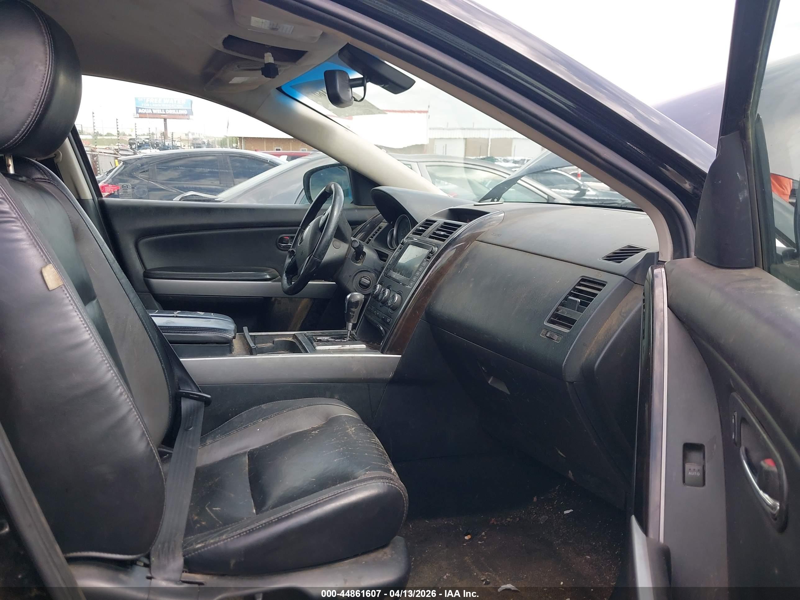 MAZDA CX-9 image 5