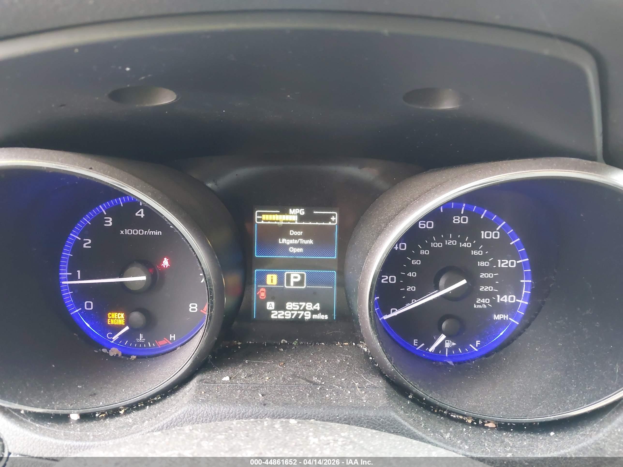SUBARU OUTBACK image 7