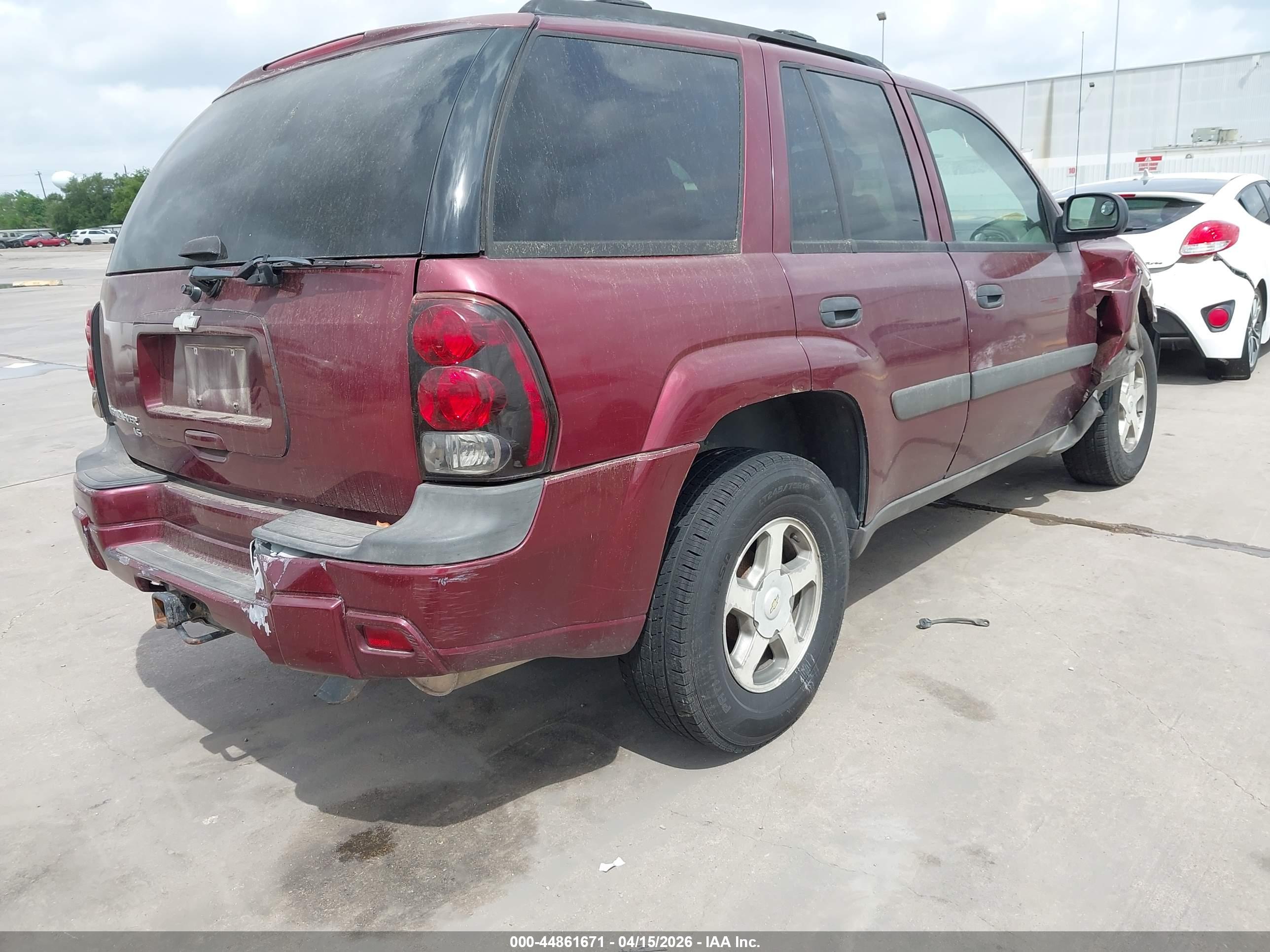 CHEVROLET TRAILBLAZER image 4