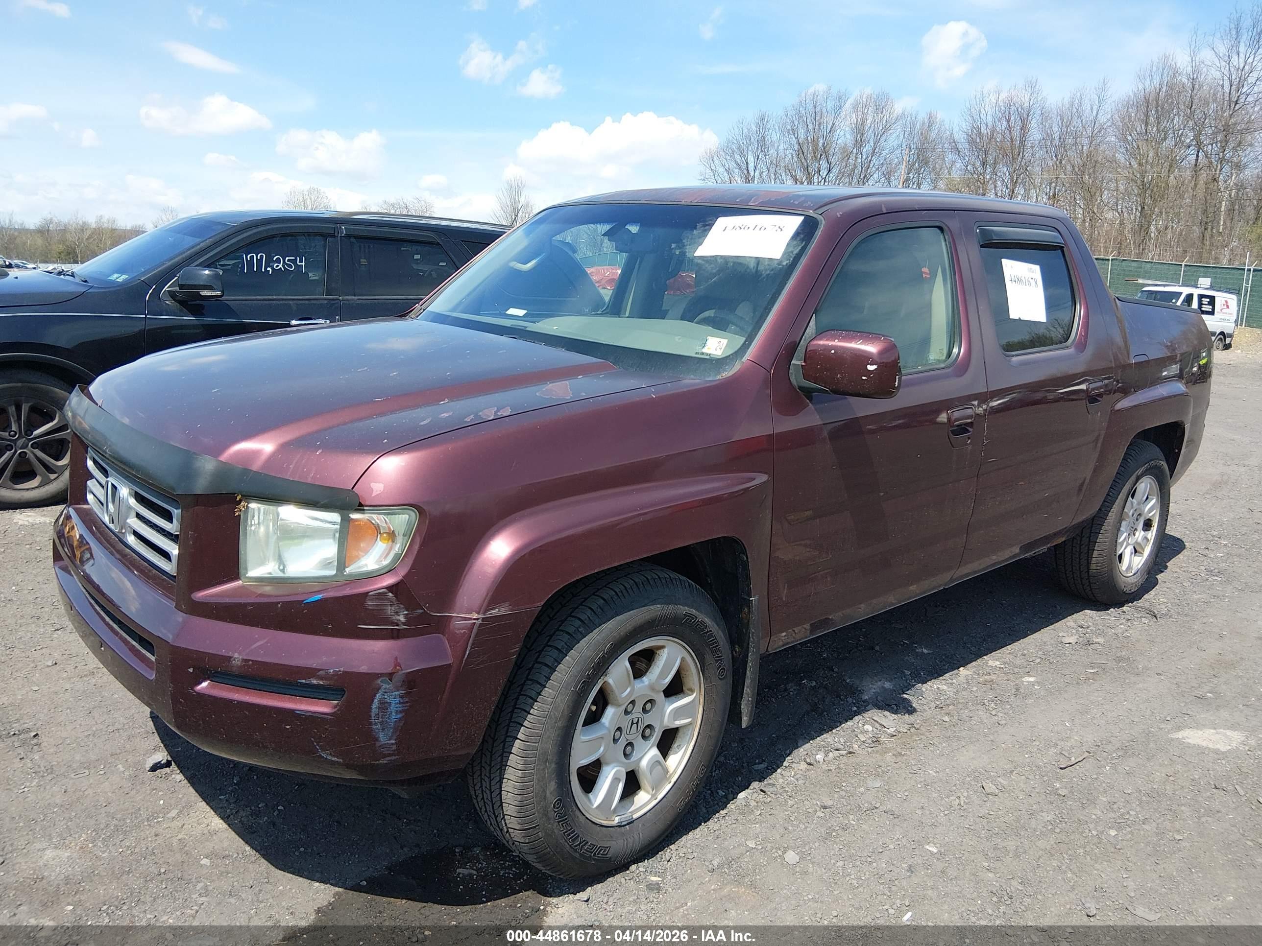 HONDA RIDGELINE image 2
