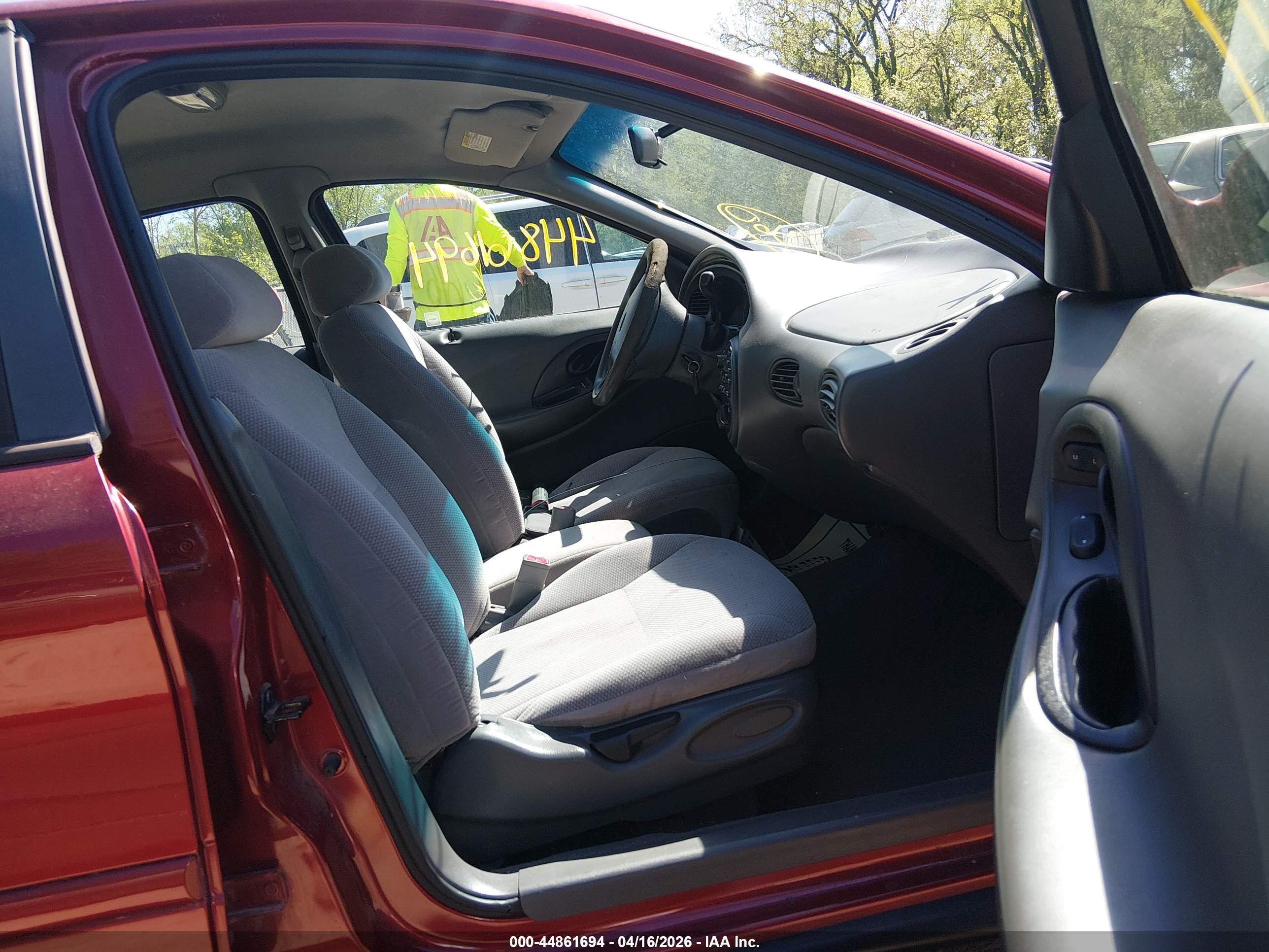 FORD TAURUS image 5
