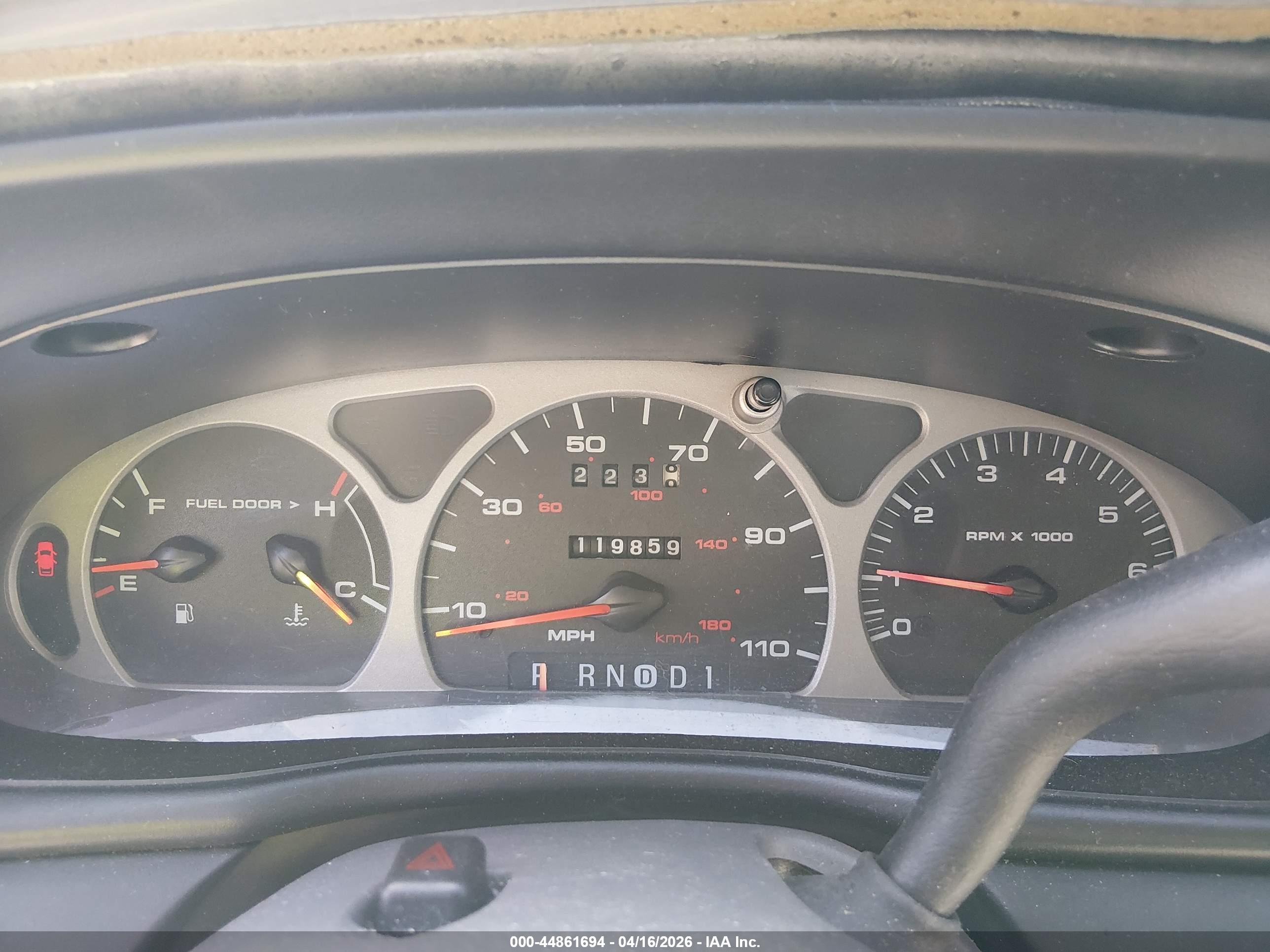 FORD TAURUS image 7